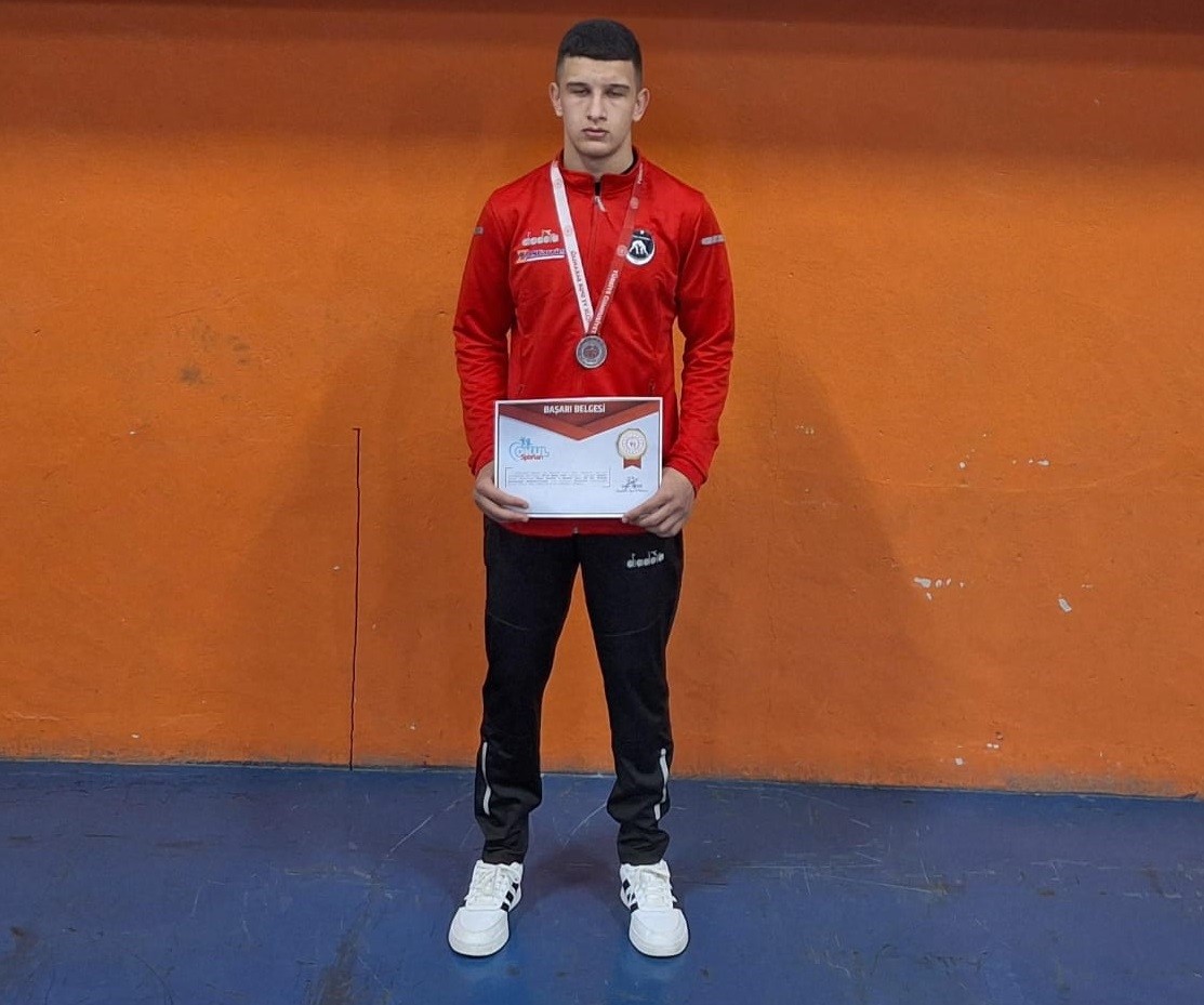 T&uuml;rkiye g&uuml;reş şampiyonasında ikinci oldu

