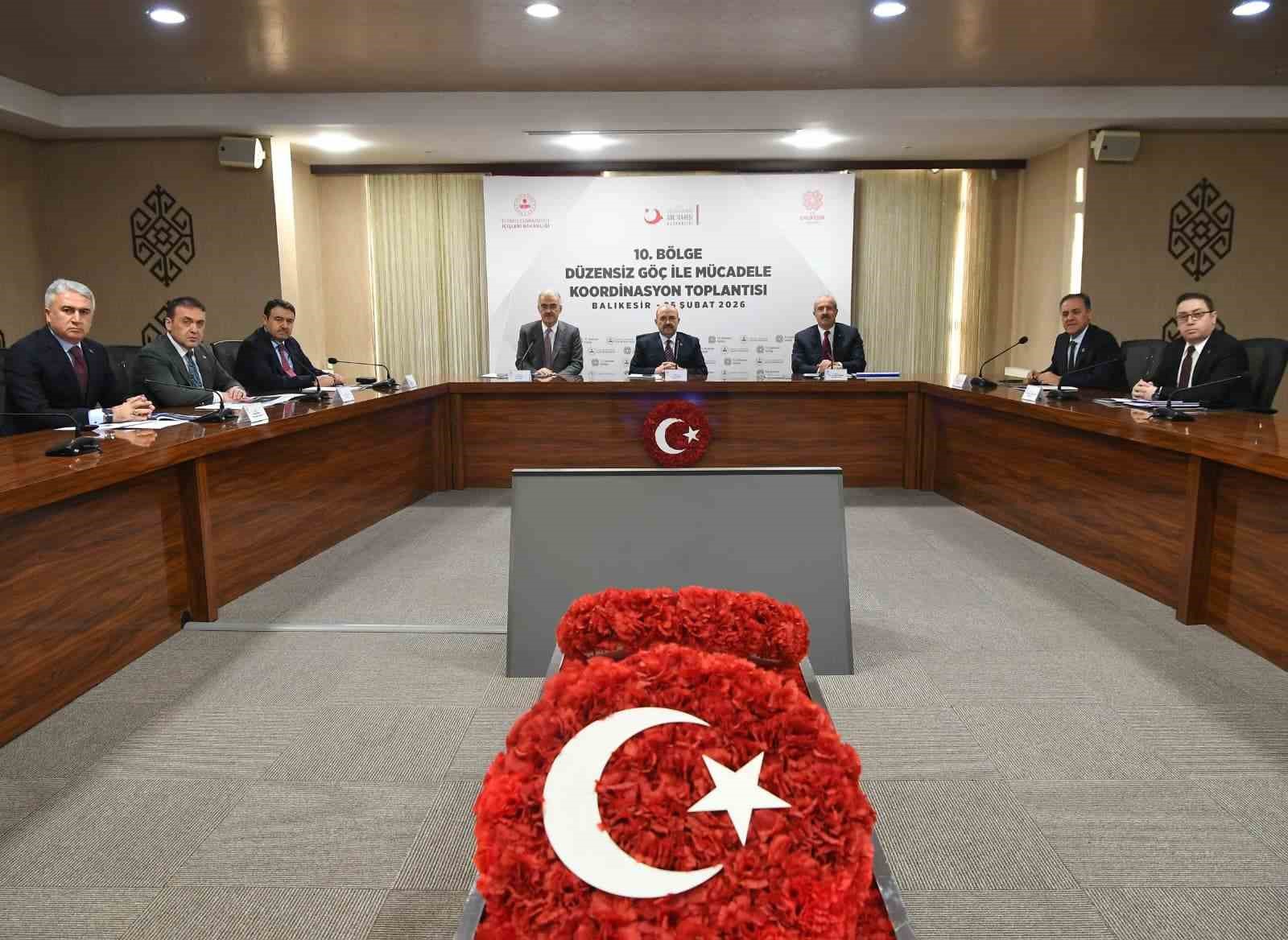 Bilecik Valisi Sözer, düzensiz göçle mücadele toplantısına katıldı