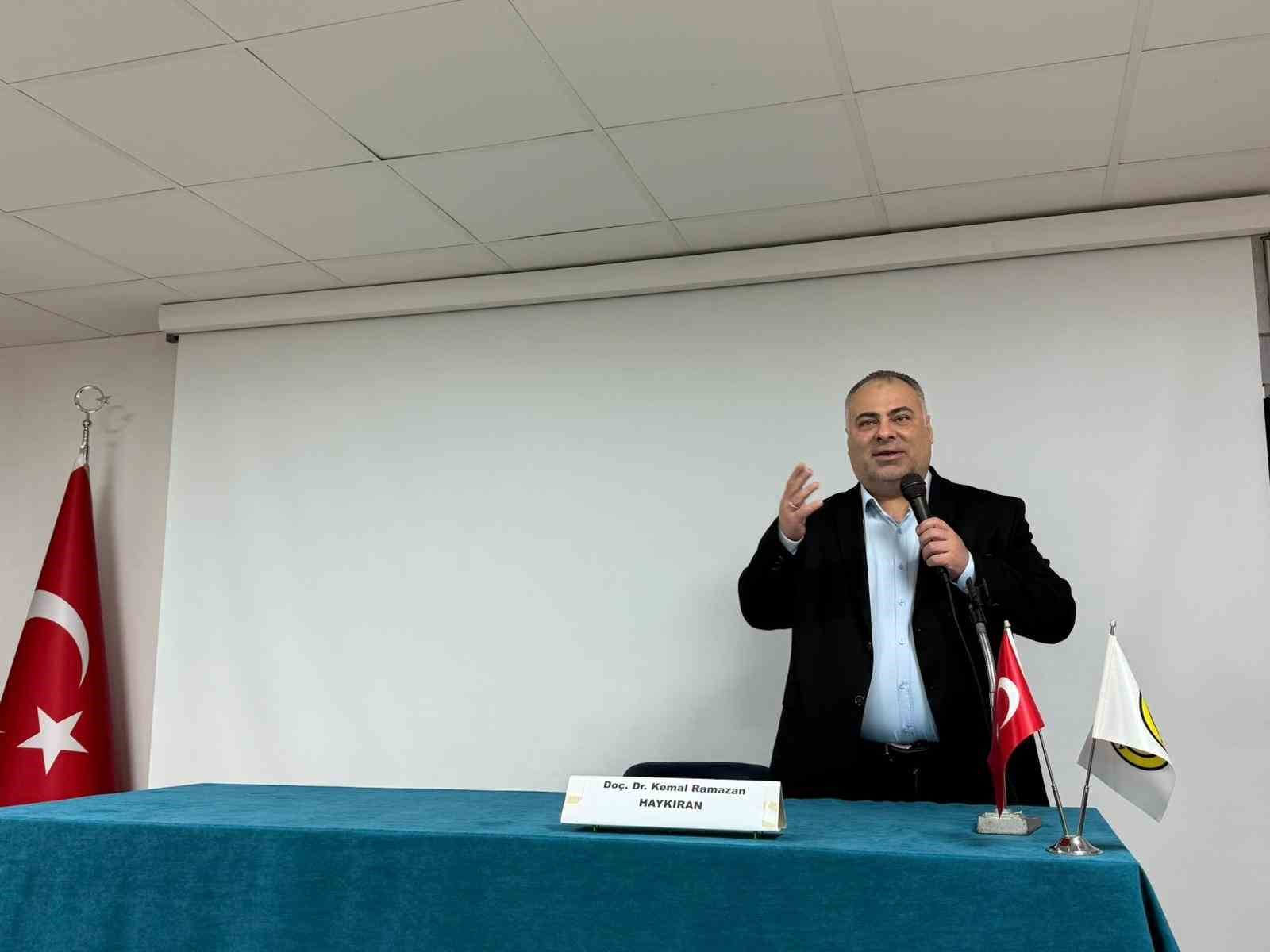 Aydın Lisesi&rsquo;nde Ramazan s&ouml;yleşisi ilgi g&ouml;rd&uuml;
