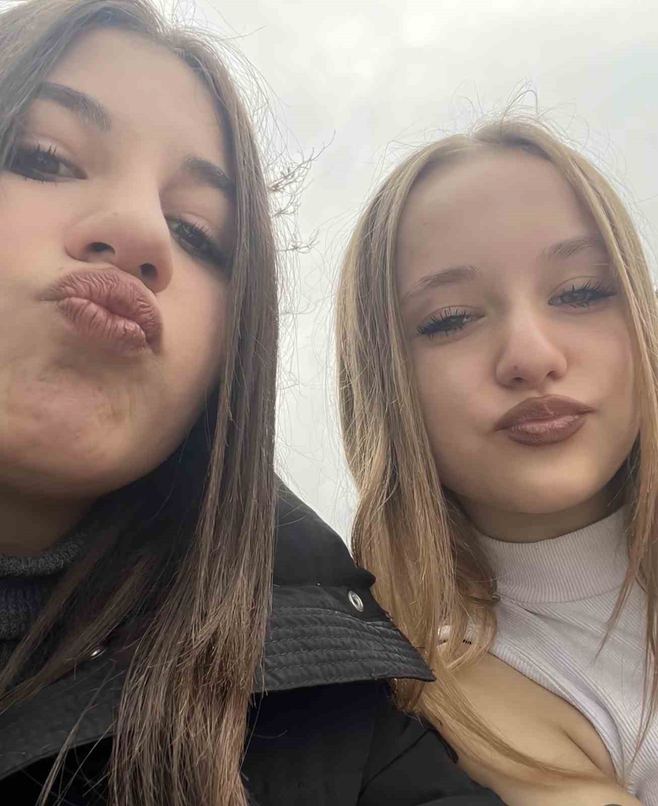 Samsun&rsquo;da 13 yaşındaki 2 kız &ccedil;ocuğunun &ouml;ld&uuml;ğ&uuml; kazanın g&ouml;r&uuml;nt&uuml;leri ortaya &ccedil;ıktı
