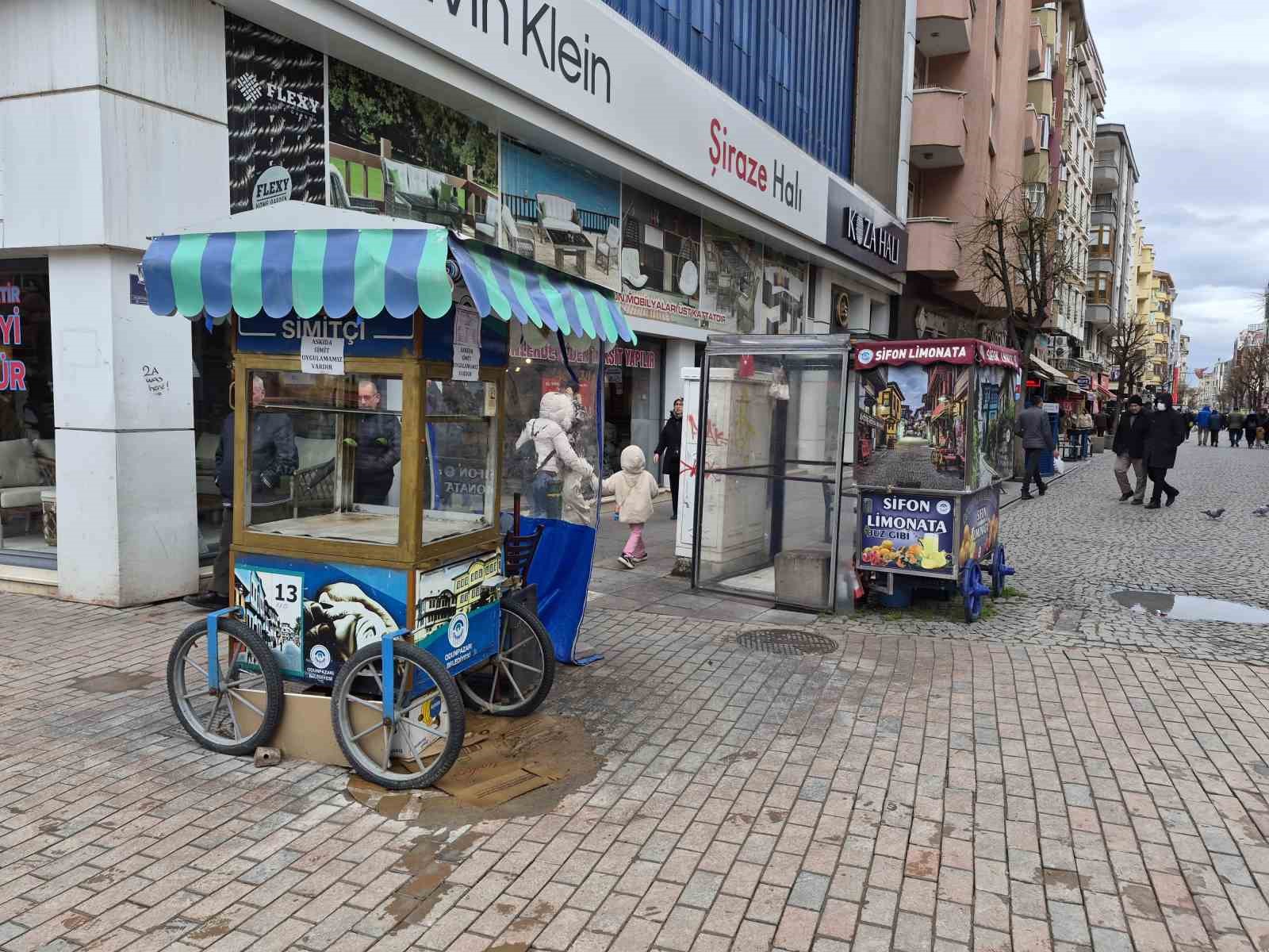 Ramazan ayında seyyar tezgahlar kepenk indirdi