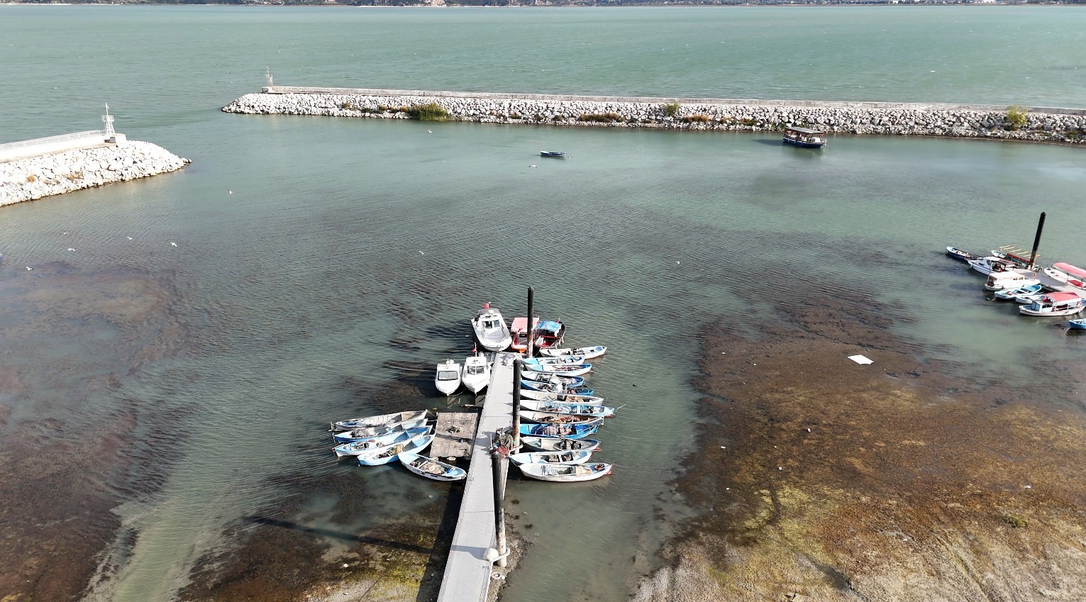 Yağışlar etkisini gösterdi Eğirdir Gölü’nde su seviyesi 25 santimetre arttı