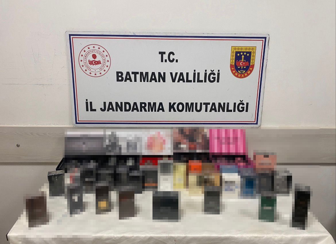 Hasankeyf&rsquo;te ka&ccedil;ak&ccedil;ılık operasyonları: 61 g&ouml;zaltı
