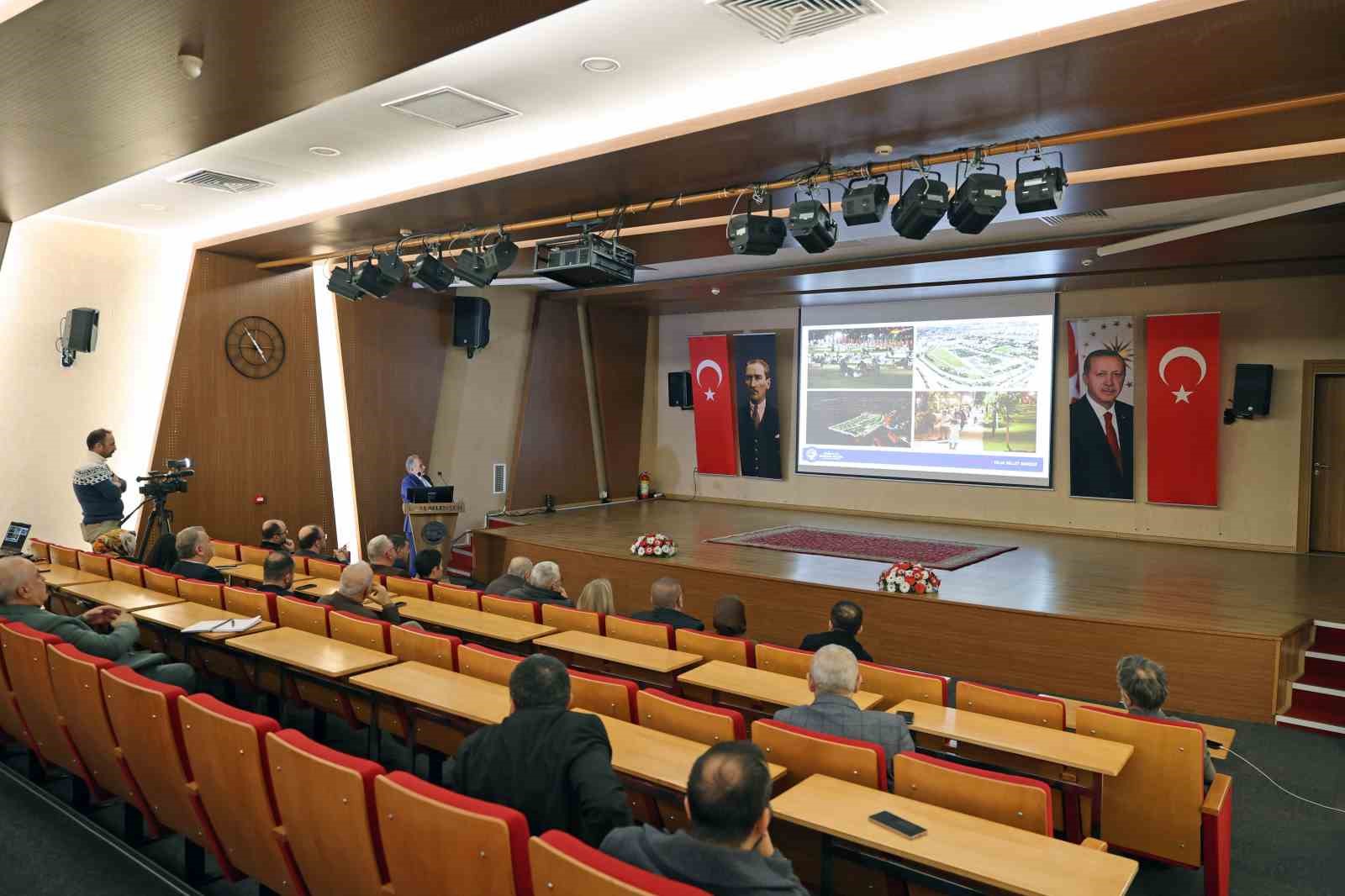 Başkan Yal&ccedil;ın&rsquo;dan meclis &uuml;yelerine icraat sunumu
