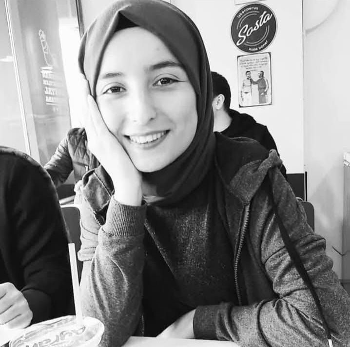 Kazada yaralanan genç öğretmen hastanede hayat mücadelesini kaybetti