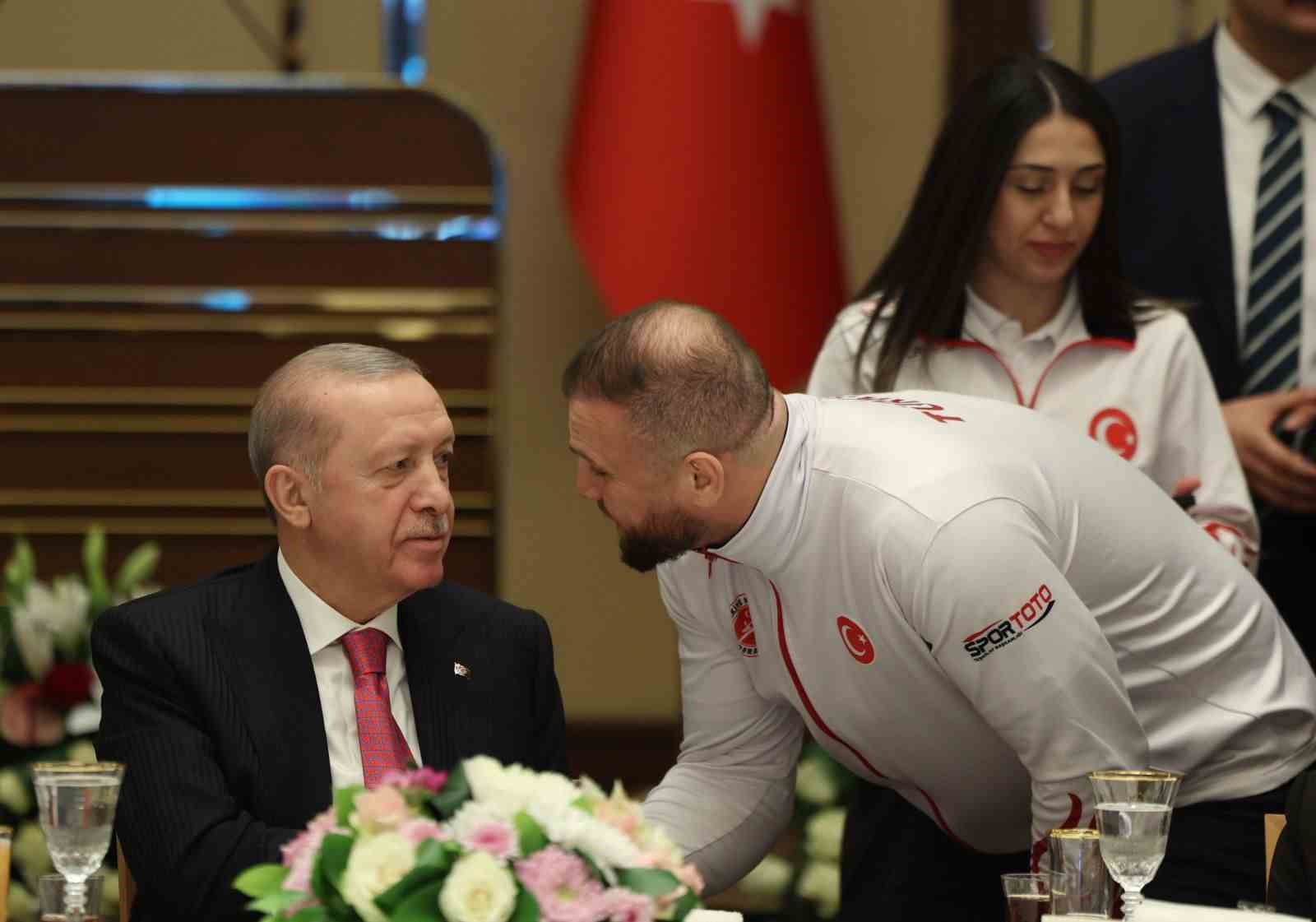 Kadir Yıldırım&rsquo;dan, Cumhurbaşkanı Erdoğan&rsquo;a şampiyonluk s&ouml;z&uuml;
