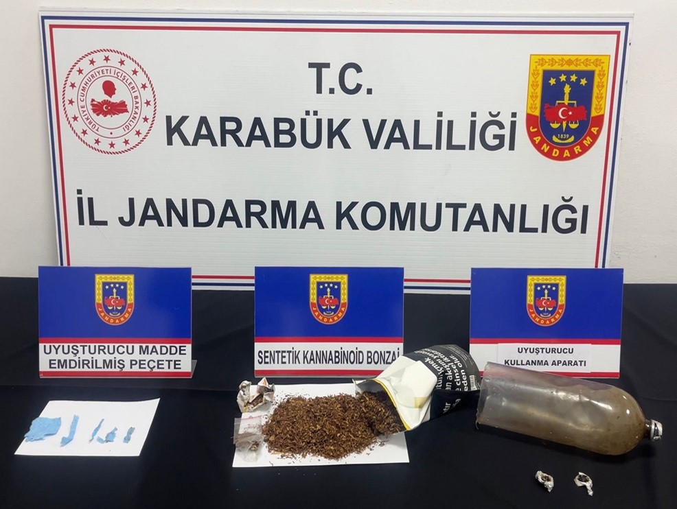 Jandarmadan uyuşturucu operasyonu: 7 ş&uuml;pheli adliyeye sevk edildi
