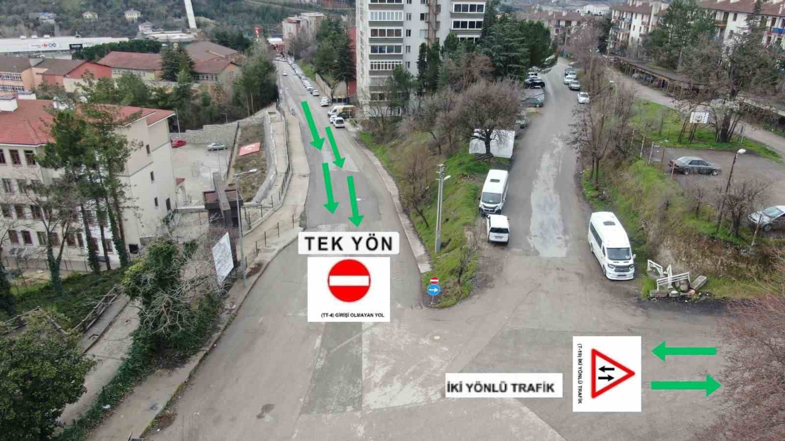Polis evi istikametindeki Fatih Caddesi tek y&ouml;n oldu
