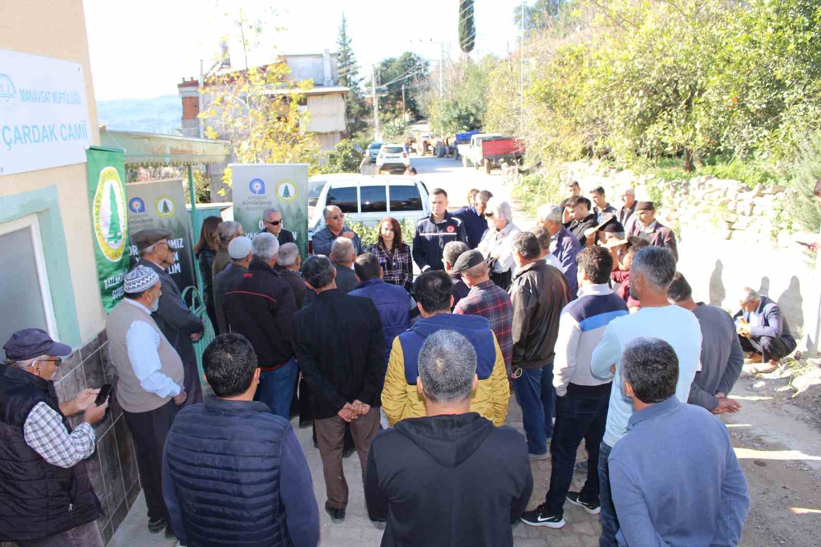 Antalya Büyükşehir Belediyesi orman yangınlarıyla mücadelesini sürdürüyor