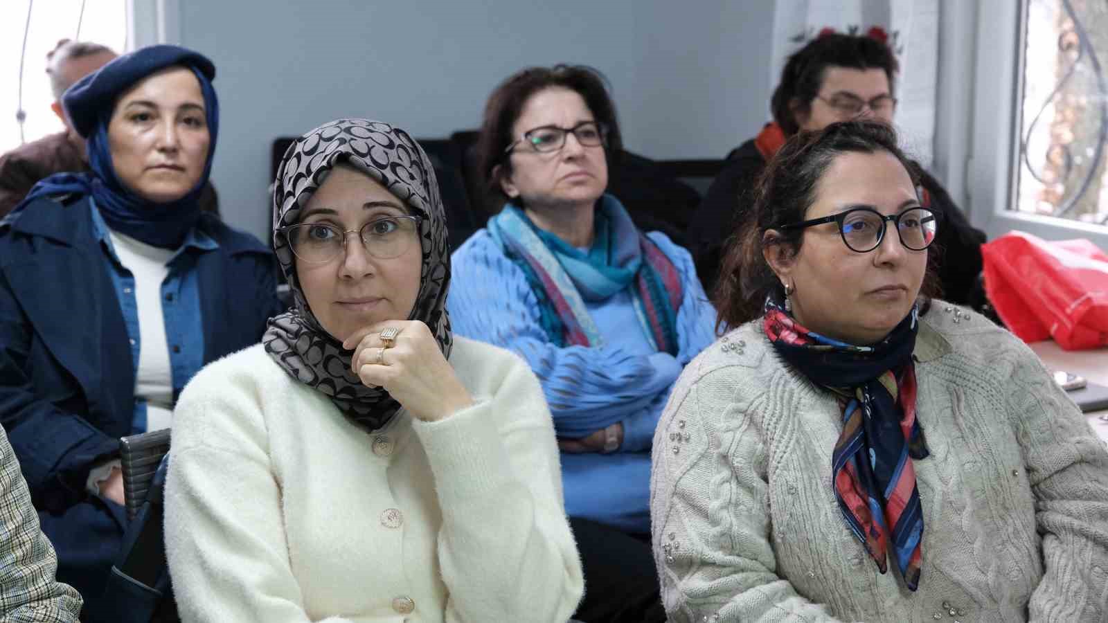 Yıldırım&rsquo;dan kadınlara e-ticaret eğitimi
