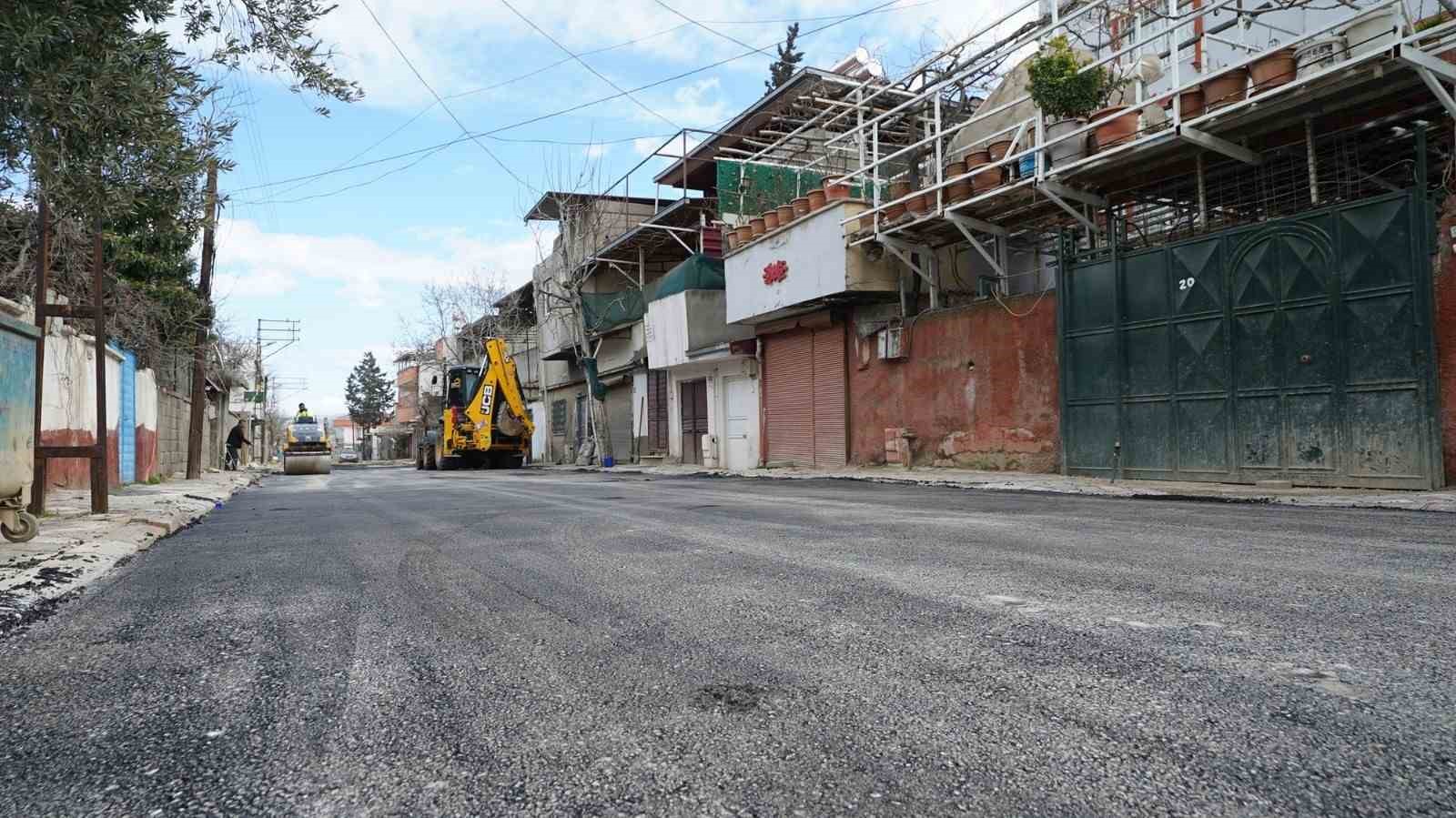 Dulkadiroğlu&rsquo;nda yollar yenileniyor
