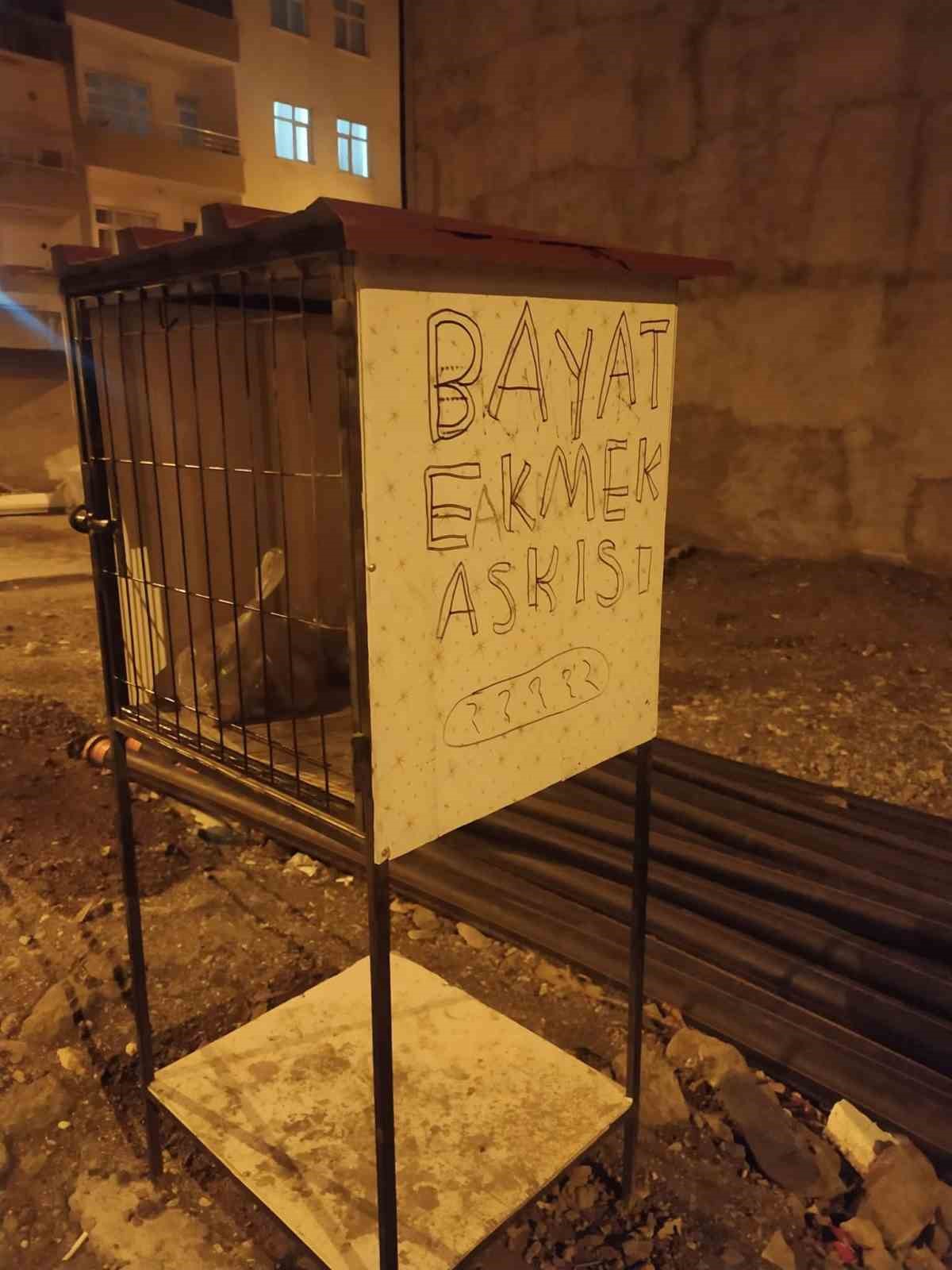 Çermik’te bir vatandaş israfı önlemek için ’bayat etmek dolabı’ yaptı