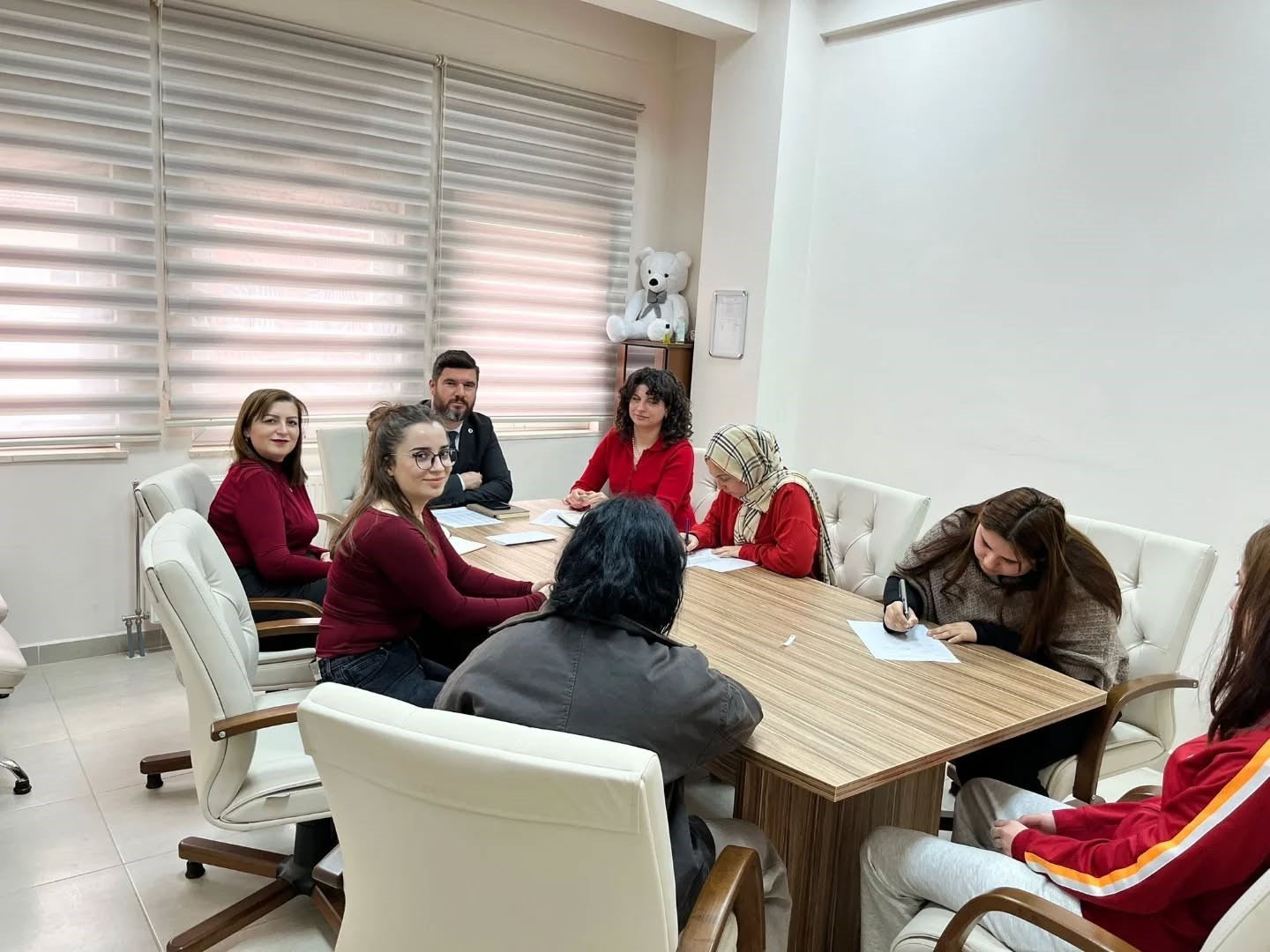 Bilecik&rsquo;te bakım sonrası gen&ccedil;lere rehberlik desteği
