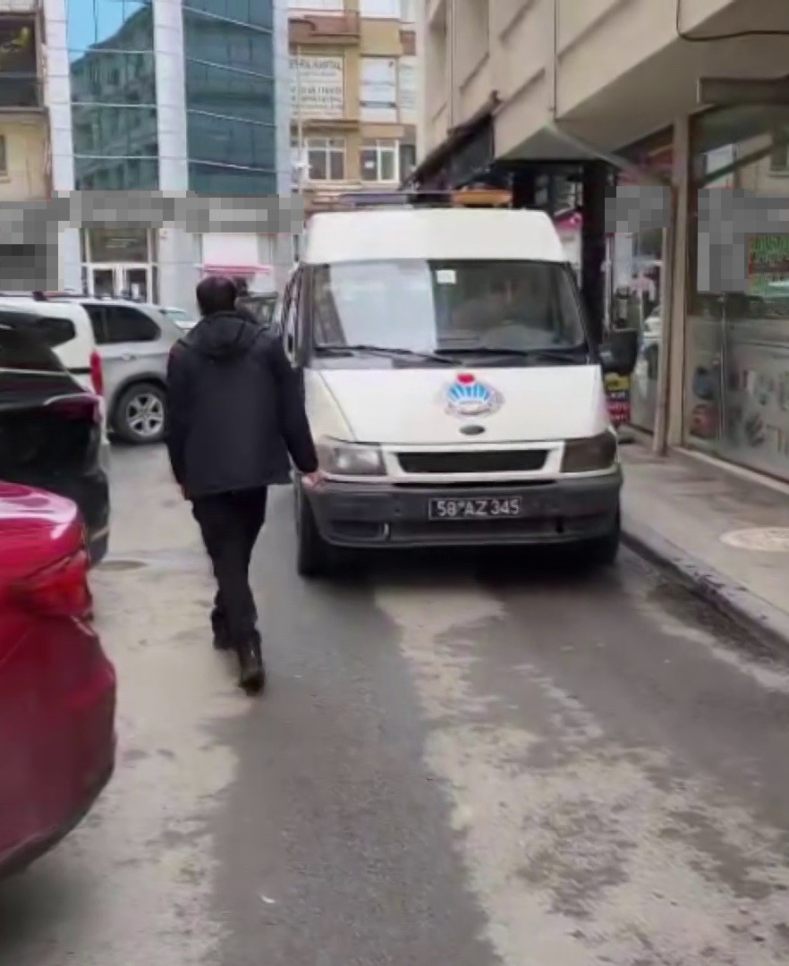 Zabıtadan istismar operasyonu, 24 dilenciye işlem yapıldı
