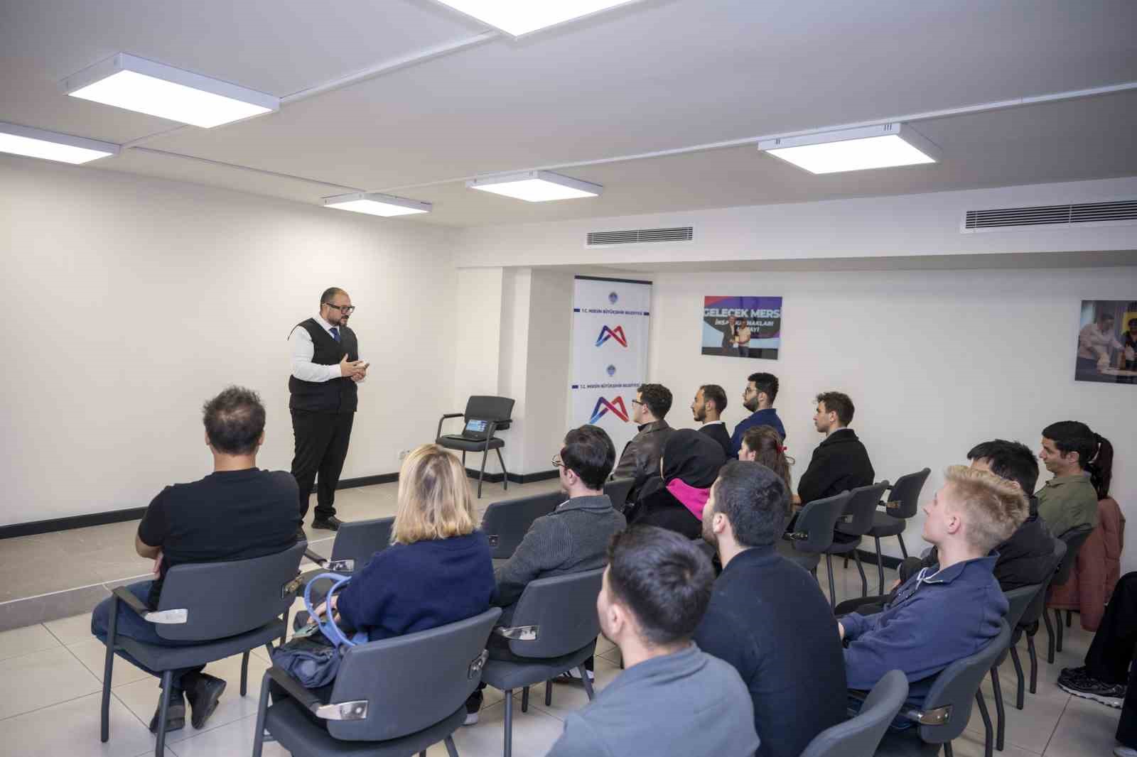 Mersin B&uuml;y&uuml;kşehir Belediyesinden &uuml;niversitelilere kariyer fırsatı
