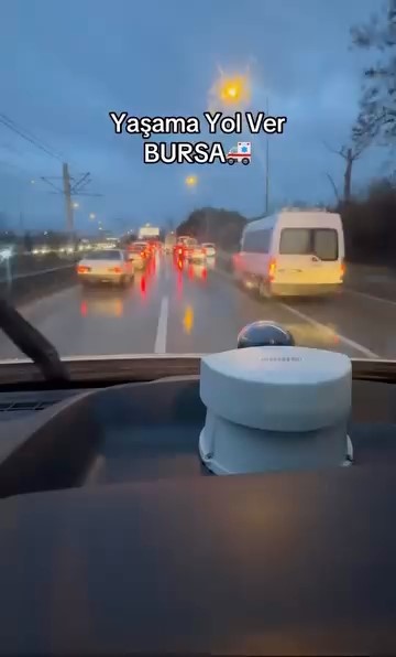 Bursa&rsquo;da g&ouml;z dolduran anlar, onlarca s&uuml;r&uuml;c&uuml; yol verdi
