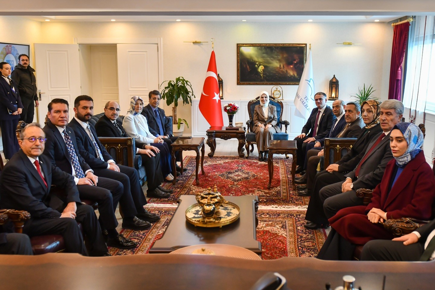 Aile ve Sosyal Hizmetler Bakanı G&ouml;ktaş Van&rsquo;da
