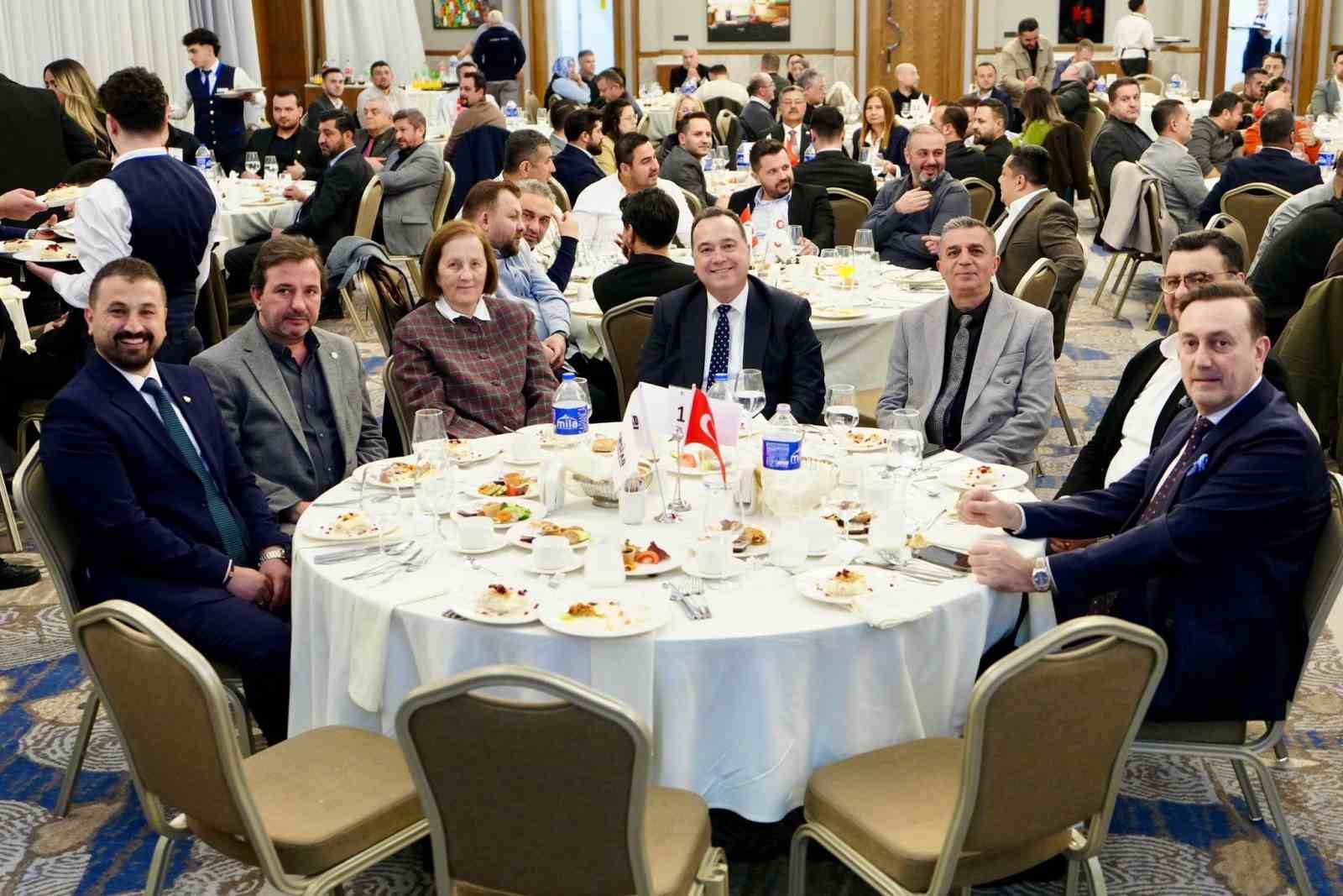 Başkan Dutlulu: "Manisa&rsquo;nın &ccedil;ıkarı i&ccedil;in ortak hareket etmemiz lazım"
