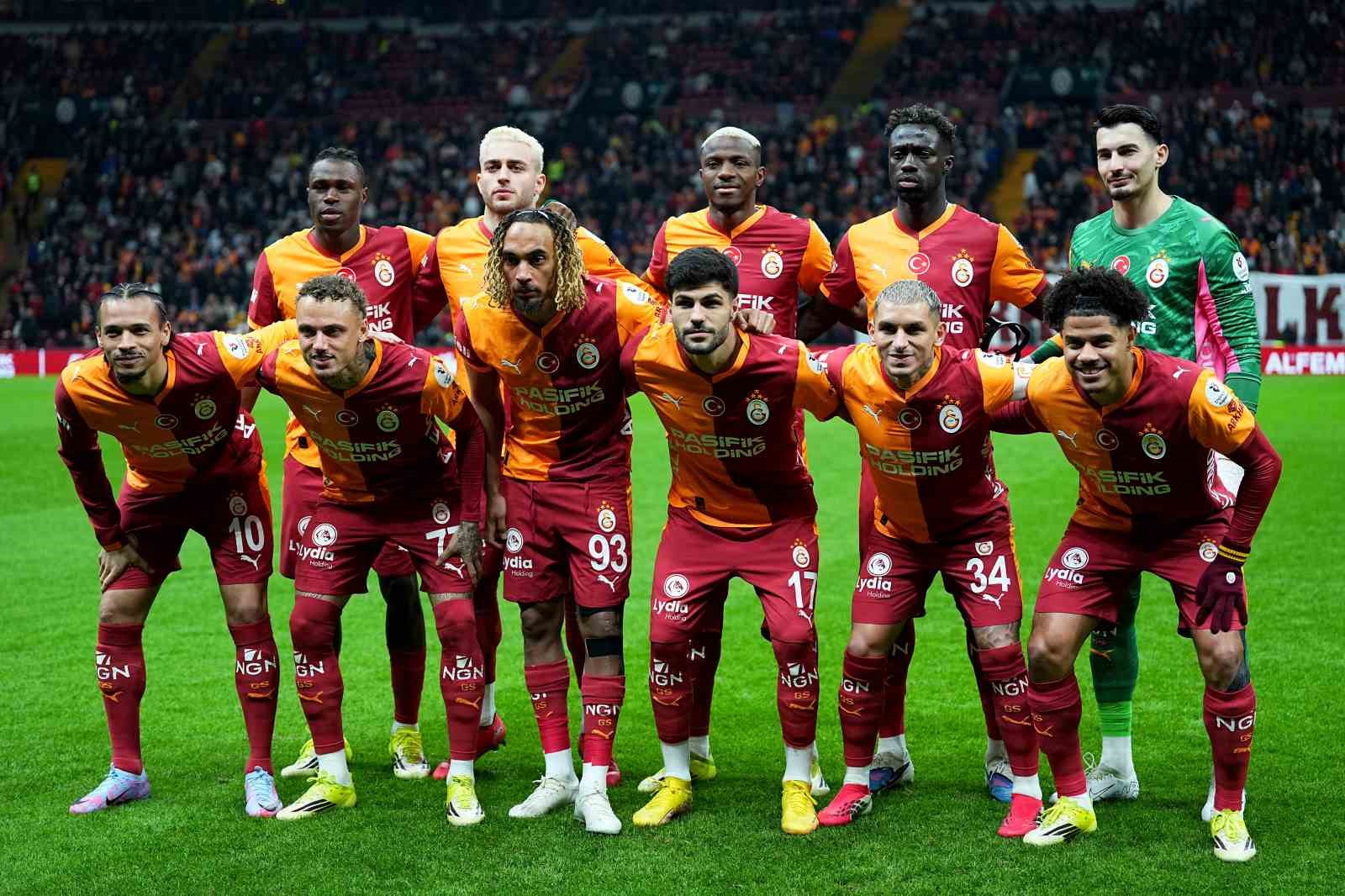 Galatasaray&rsquo;da 4 değişiklik
