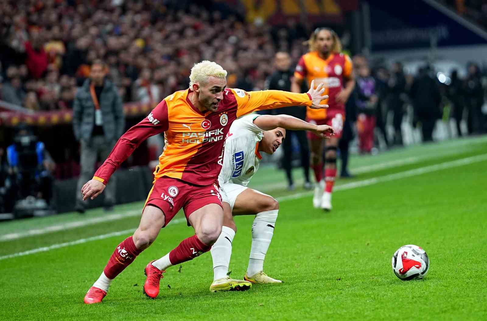 Trendyol S&uuml;per Lig: Galatasaray: 0 - Corendon Alanyaspor: 0 (Ma&ccedil; devam ediyor)
