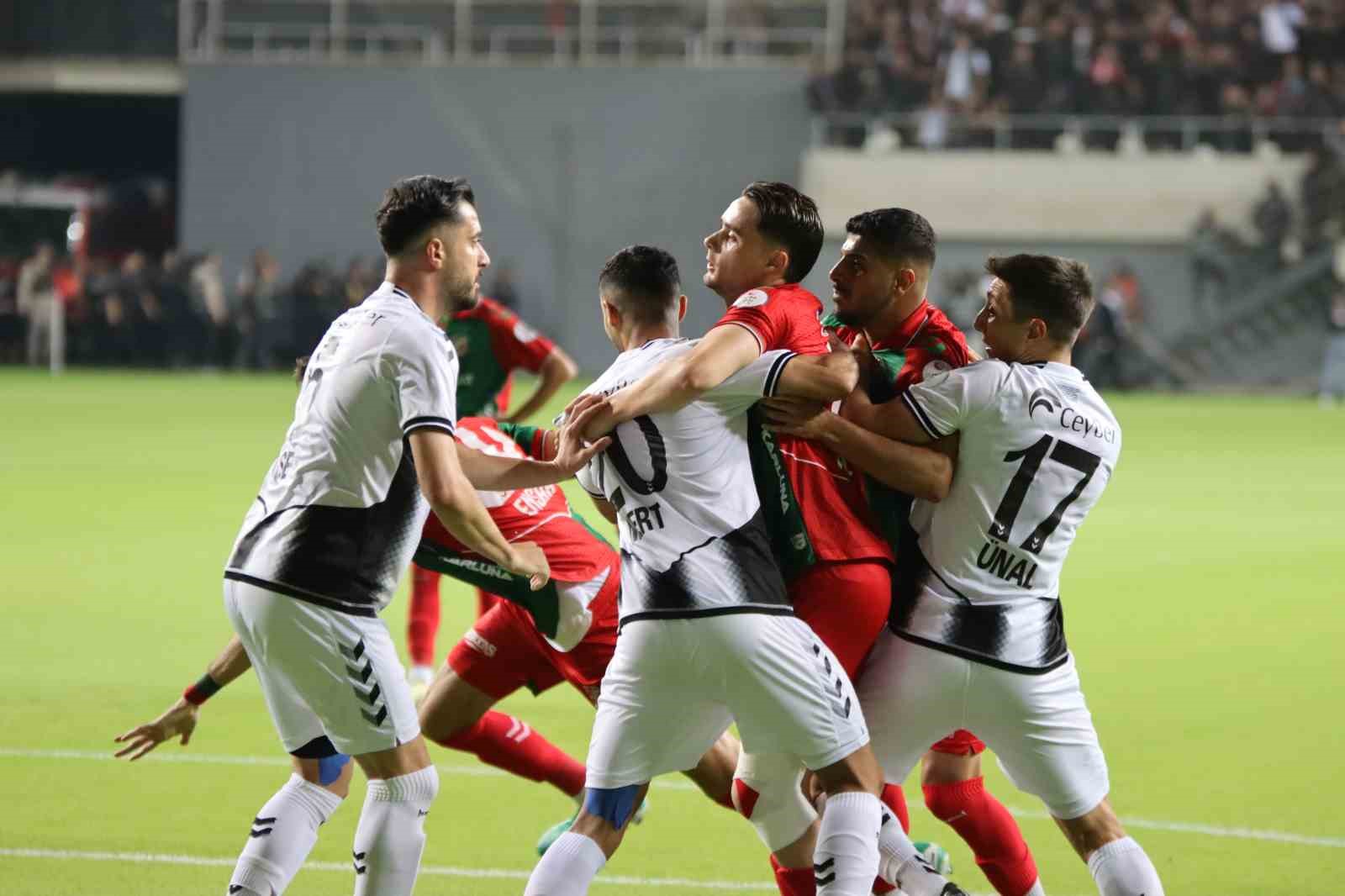 İzmir derbisinde Karşıyaka&rsquo;nın konuğu Altay
