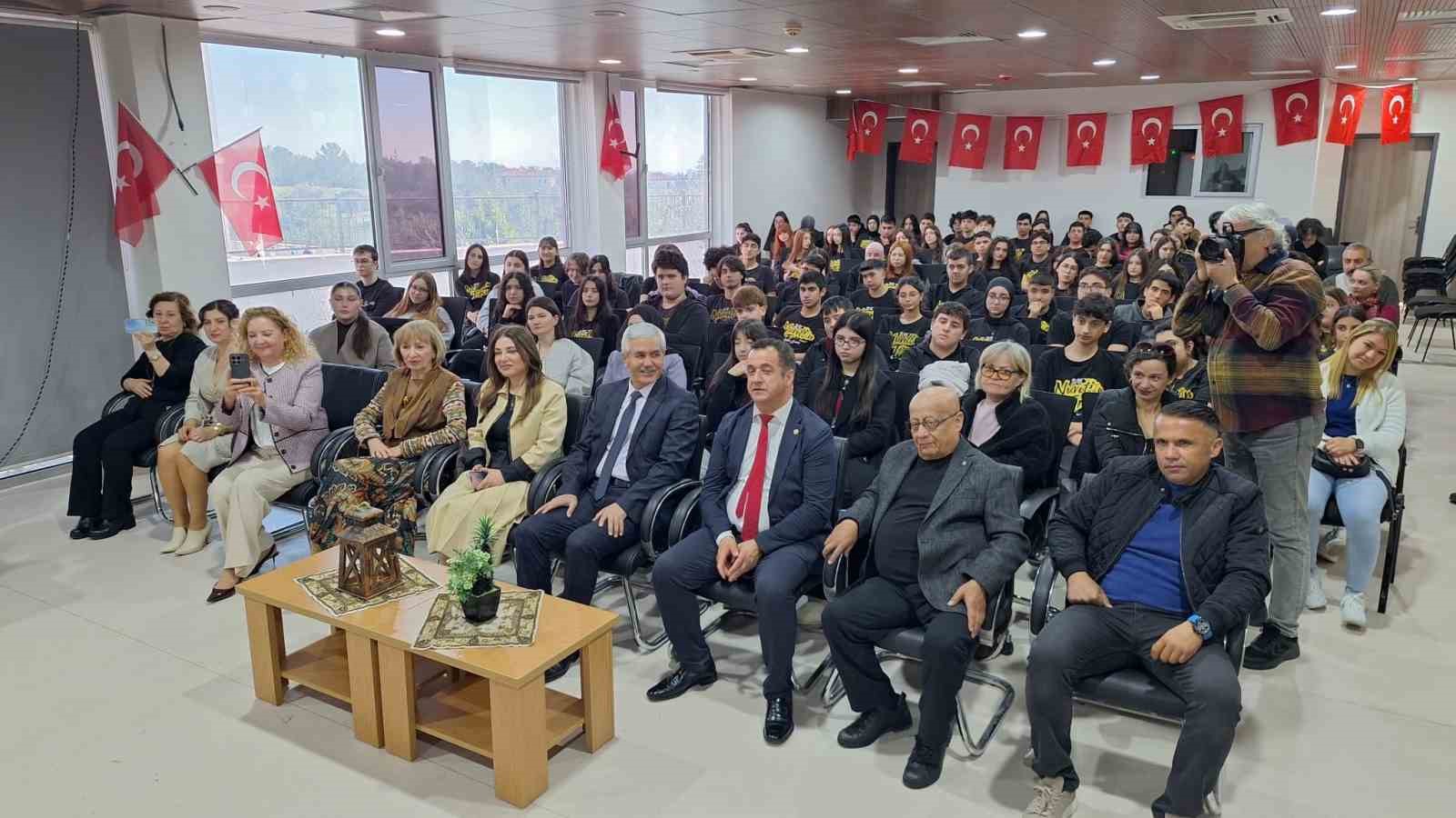 Mersin&rsquo;de &ouml;ğrencilere ilham veren s&ouml;yleşi
