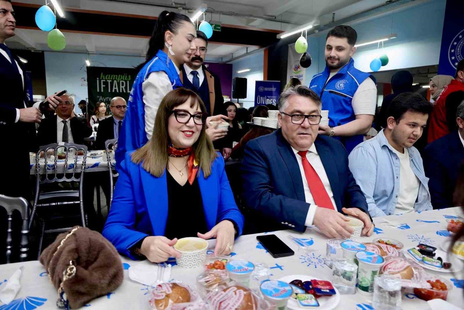 BEUN ile Zonguldak Gençlik ve Spor İl Müdürlüğü iş birliğinde iftar programı düzenlendi