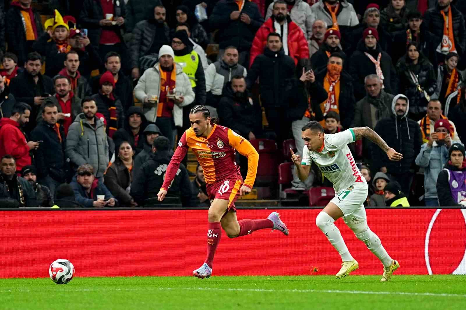 Trendyol Süper Lig: Galatasaray: 3 - Corendon Alanyaspor: 1 (Maç sonucu)