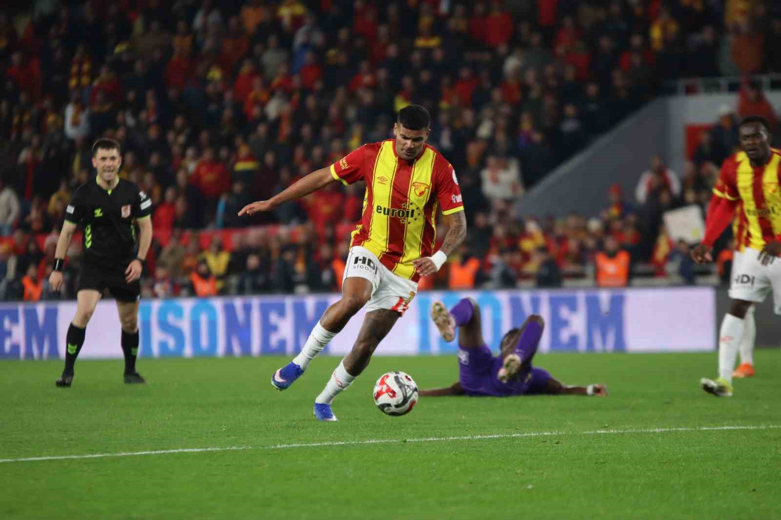 Trendyol Süper Lig: Göztepe: 0 - Eyüpspor: 0 (Maç sonucu)

