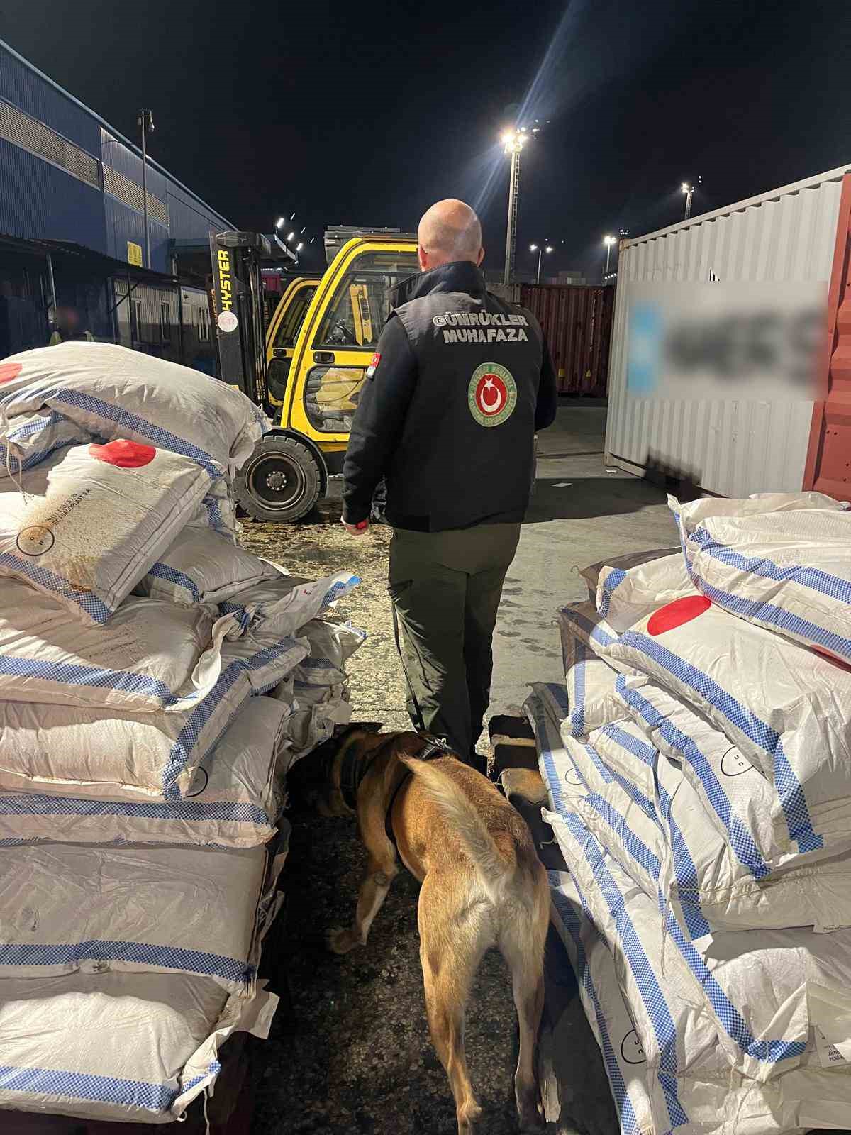 Gümrüklerde 828 milyon 272 bin liralık uyuşturucu madde ele geçirildi