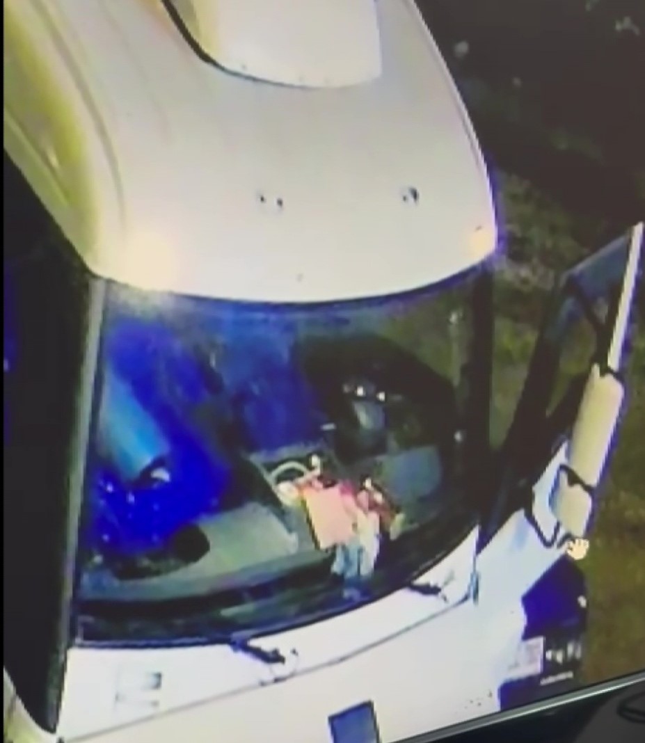 Aralarındaki korna anlaşmazlığı yüzünden karakolluk oldular