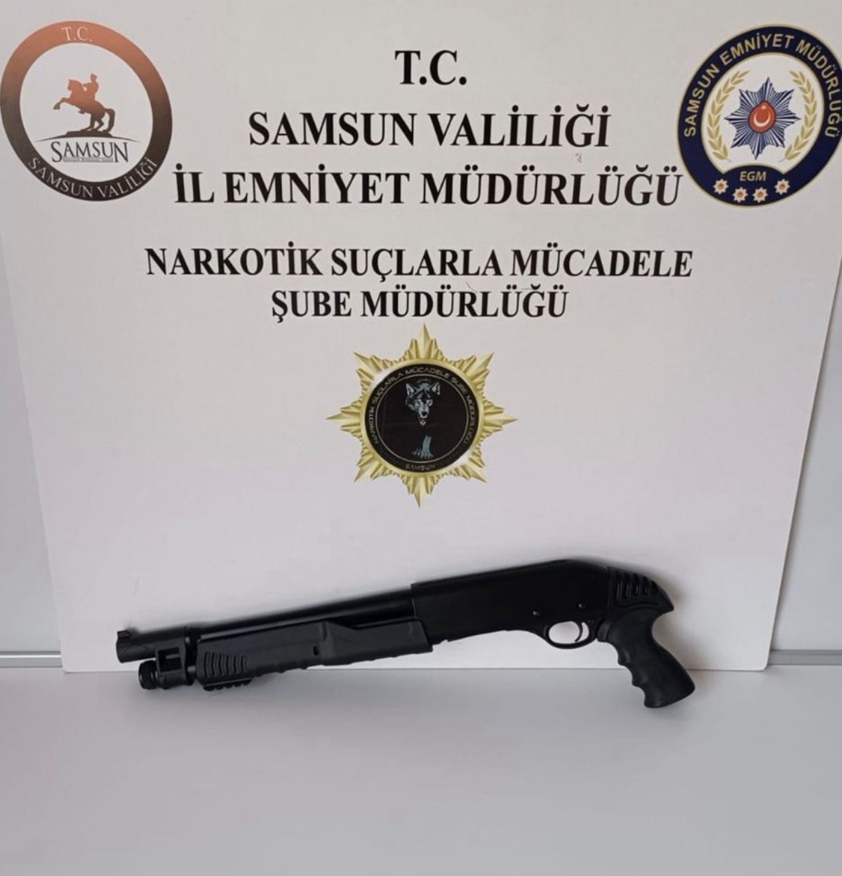 Samsun&rsquo;da 3 il&ccedil;ede uyuşturucu operasyonu
