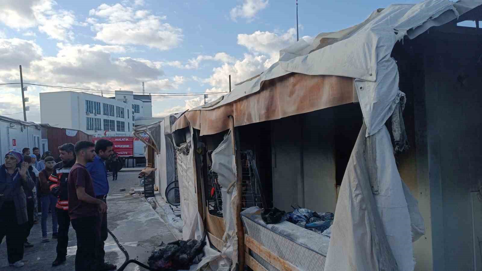 Malatya&rsquo;da konteynerde yangın
