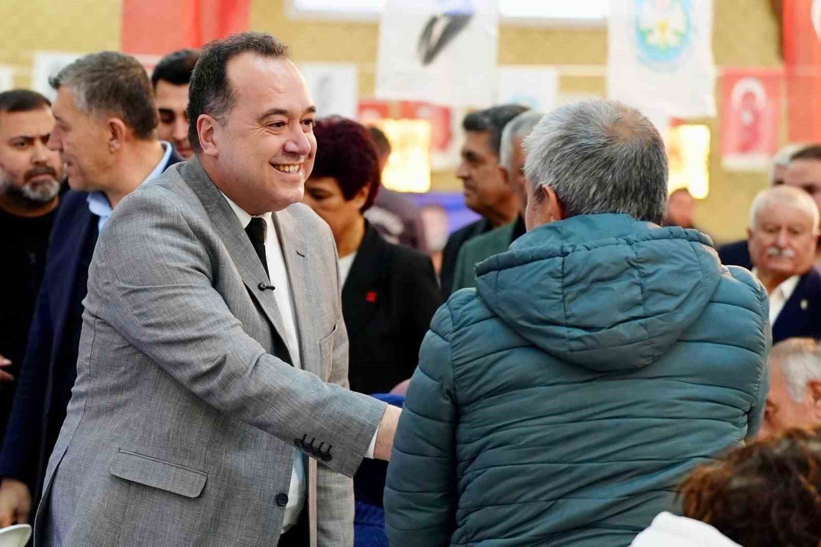 B&uuml;y&uuml;kşehirin iftar sofrası K&ouml;pr&uuml;başı&rsquo;nda kuruldu
