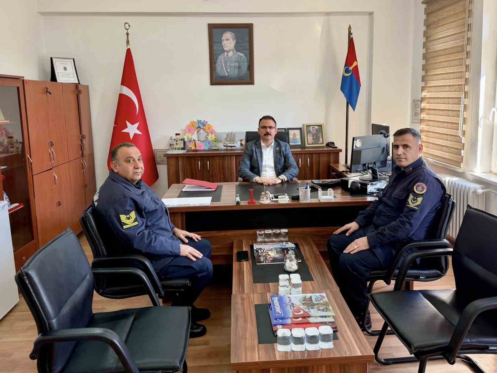 Kaymakam Ateş, İl&ccedil;e Jandarma personeliyle buluştu

