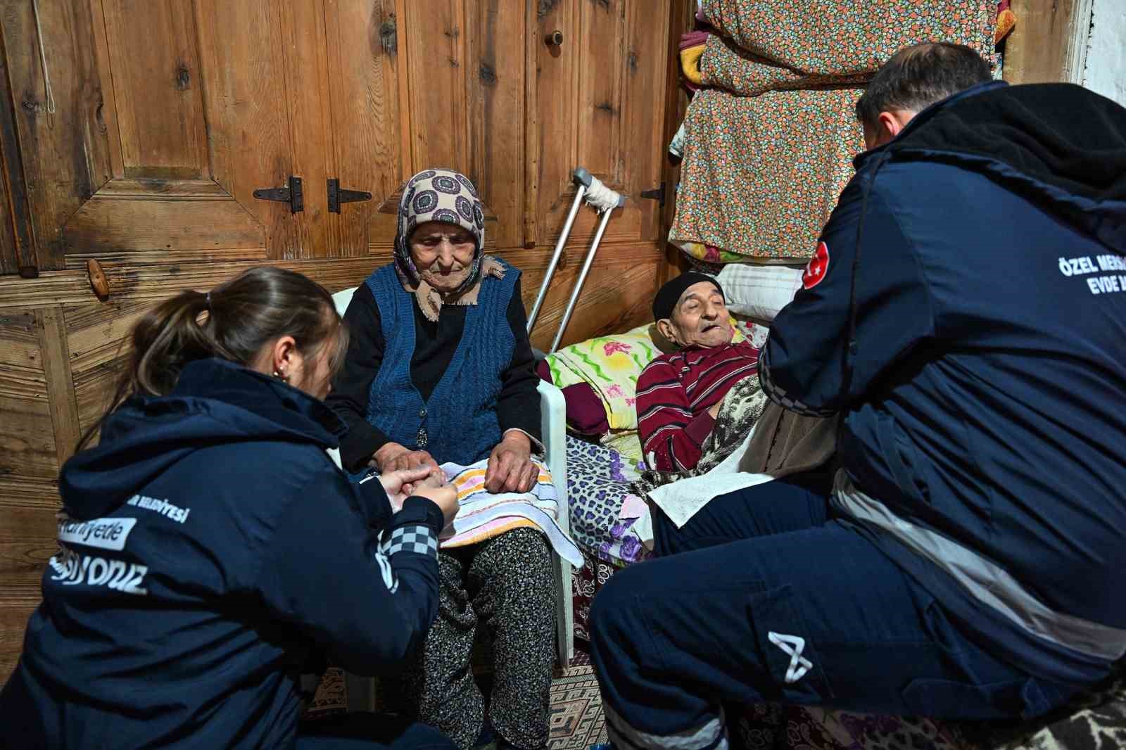 Evde sa�l�k ve bak�m hizmetiyle uzaklar yak�n oluyor
