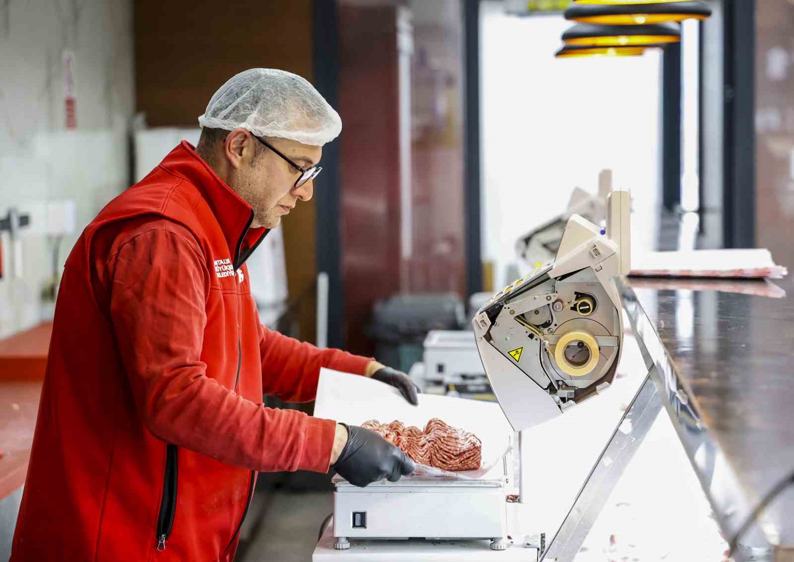 Halk Et, Ramazan ayında da yoğun ilgi g&ouml;r&uuml;yor
