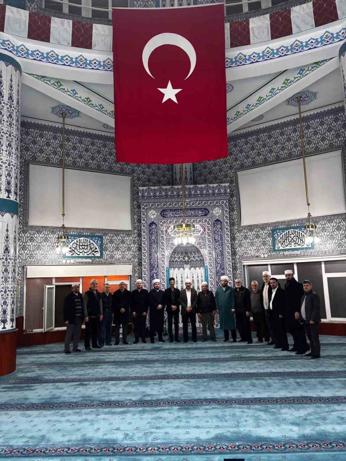 Eskişehir&rsquo;de Enderun usul&uuml; teravih coşkusu
