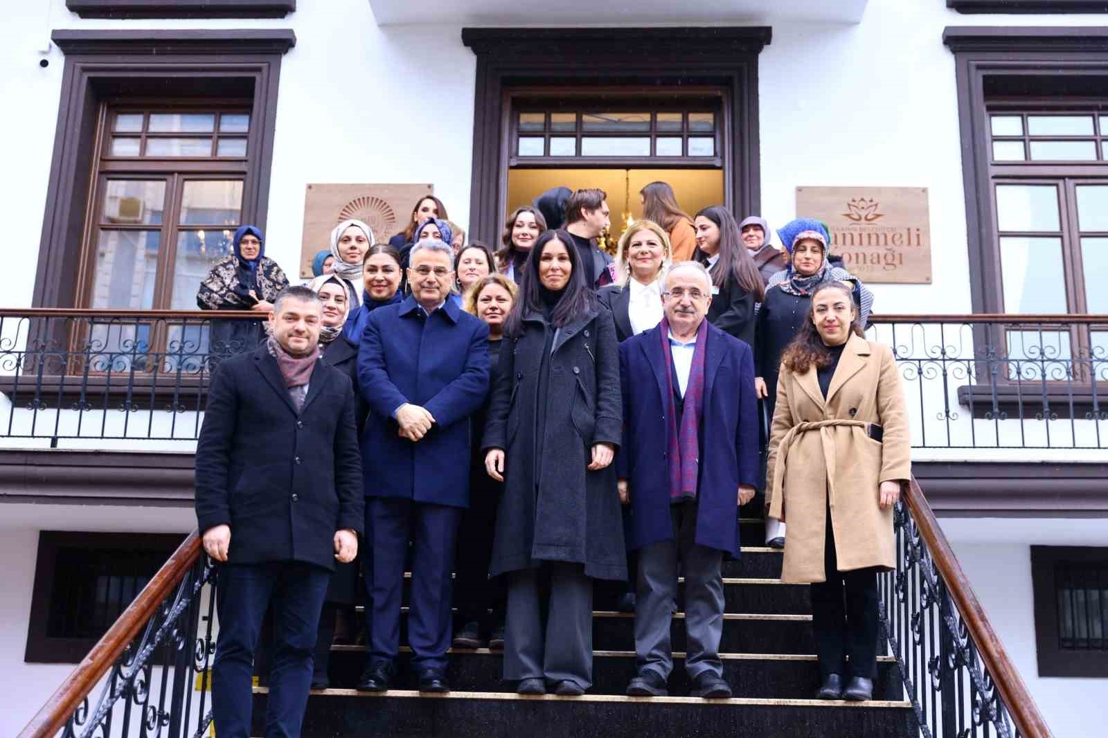 Başkan Kurnaz: "İlkadımlı kadınlarımız için kıymetli bir projeyi hayata geçirdik: Hanımeli Konağı"