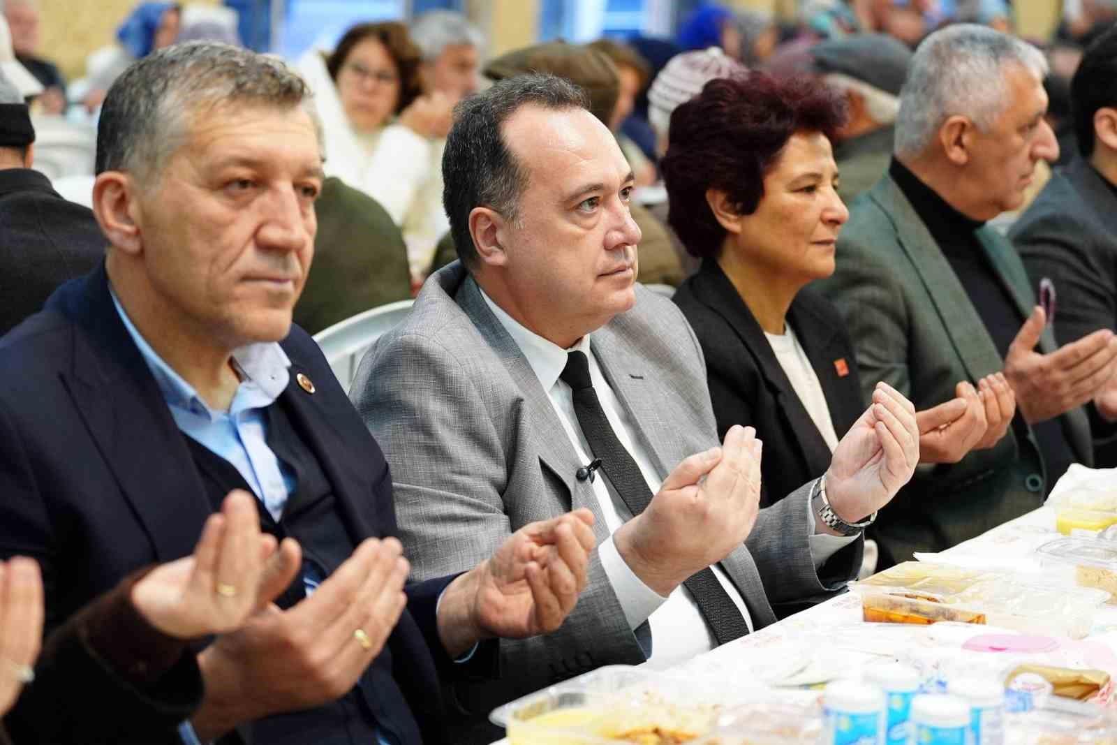 Büyükşehirin iftar sofrası Köprübaşı’nda kuruldu