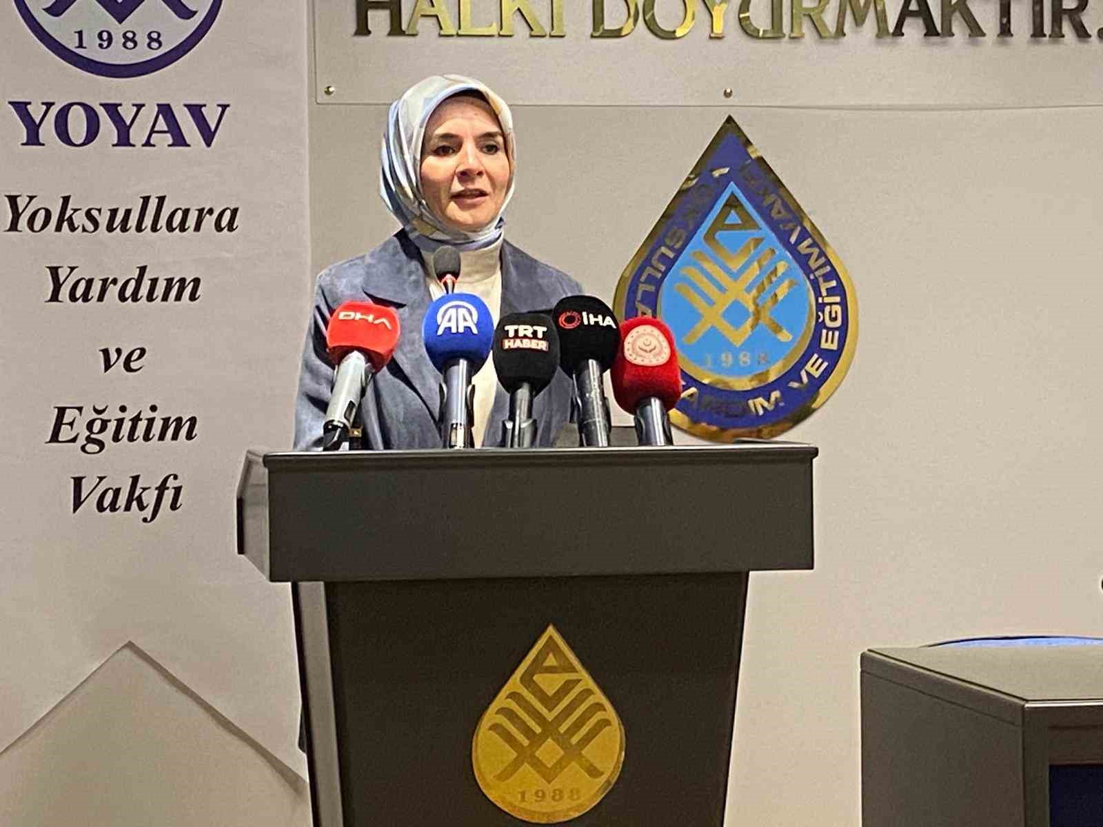 Bakan G&ouml;ktaş: "G&uuml;&ccedil;l&uuml; bir gelecek, hedefi olan, &ccedil;alışan ve değerlerinden kopmayan gen&ccedil;lerle m&uuml;mk&uuml;nd&uuml;r"
