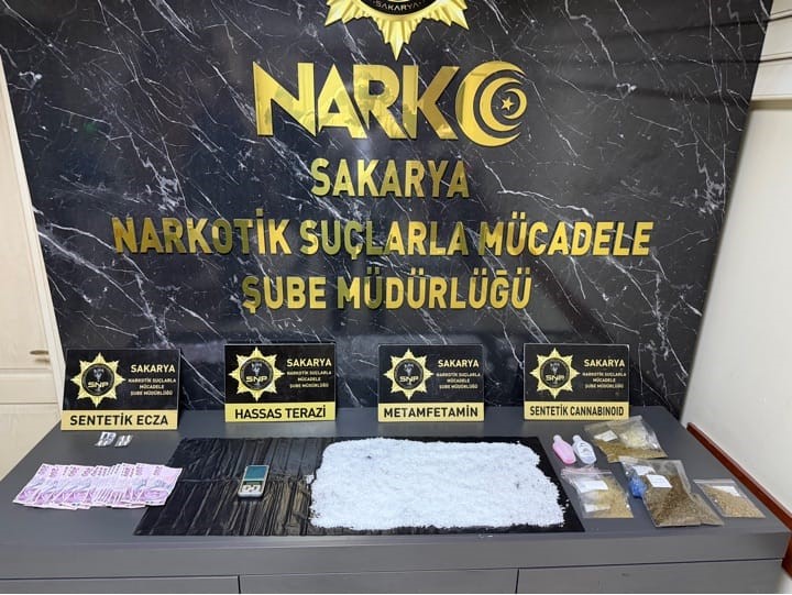 Sakarya&rsquo;da iki il&ccedil;ede uyuşturucu operasyonu: 4 tutuklama
