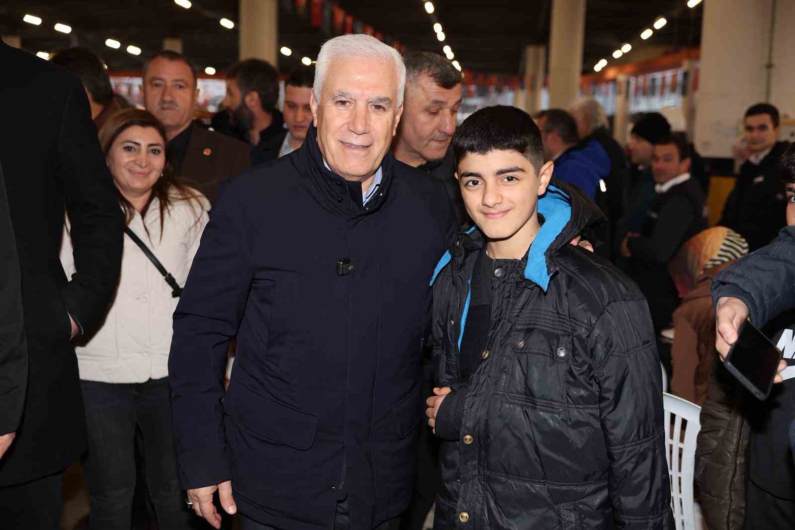 Ramazan&rsquo;ın bereketi Yıldırım&rsquo;da paylaşıldı
