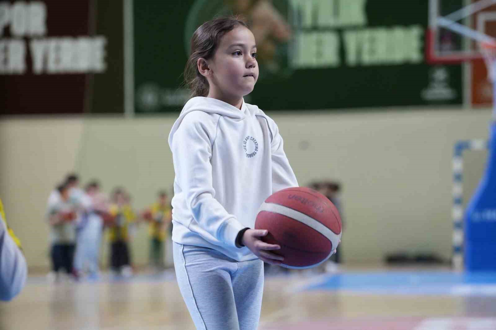 Muğla&rsquo;da sporun kalbi GSB tesislerinde atıyor
