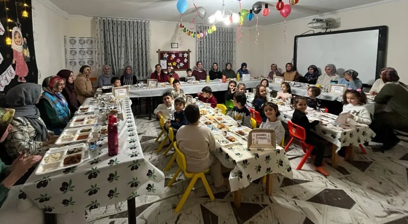 Bayburt&rsquo;ta &uuml;niversite &ouml;ğrencilerine y&ouml;nelik iftar ve sahur programları d&uuml;zenleniyor
