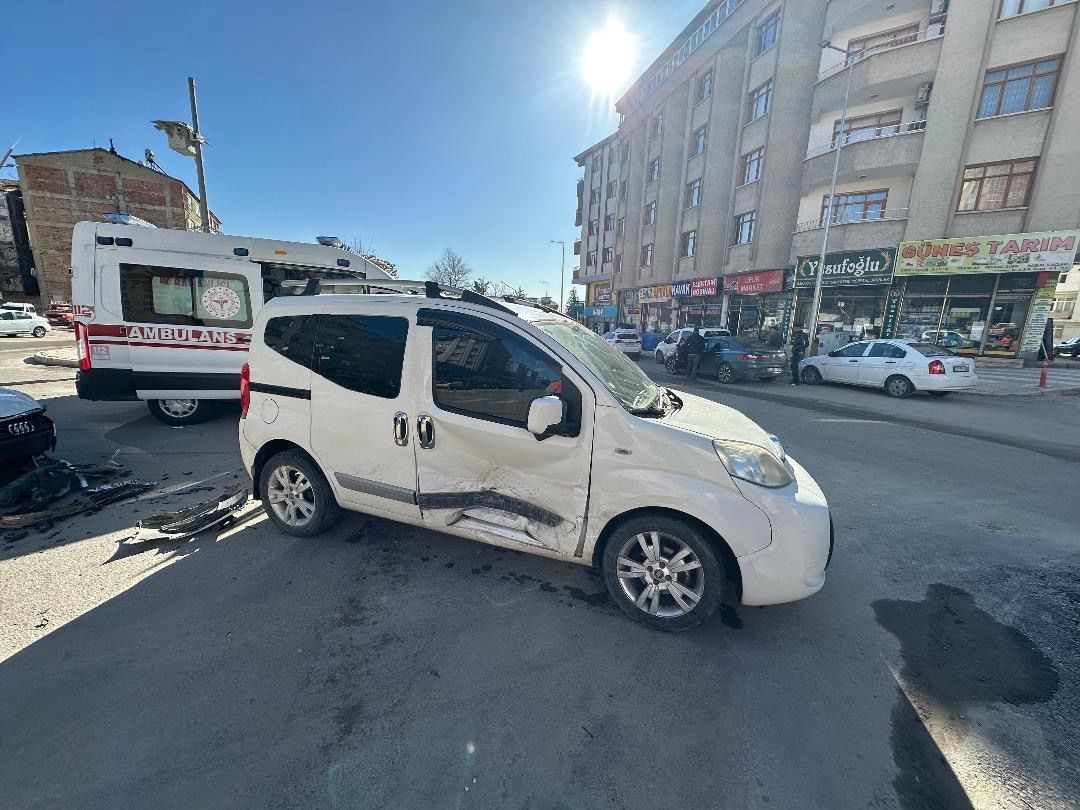 Elazığ&rsquo;da trafik kazası: 1 yaralı
