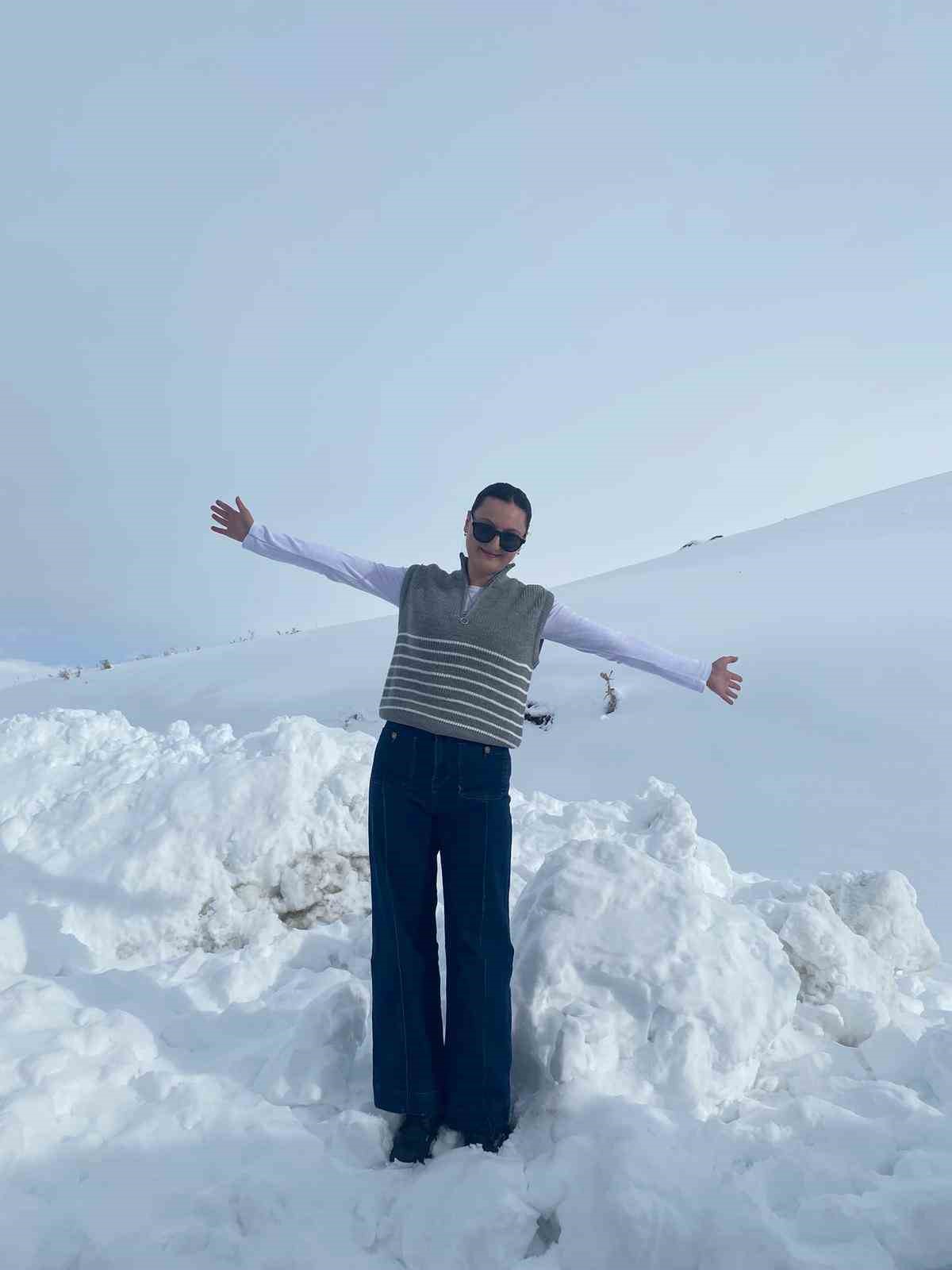 Diyadin’de kar engel tanımadı, öğretmenler görev başında