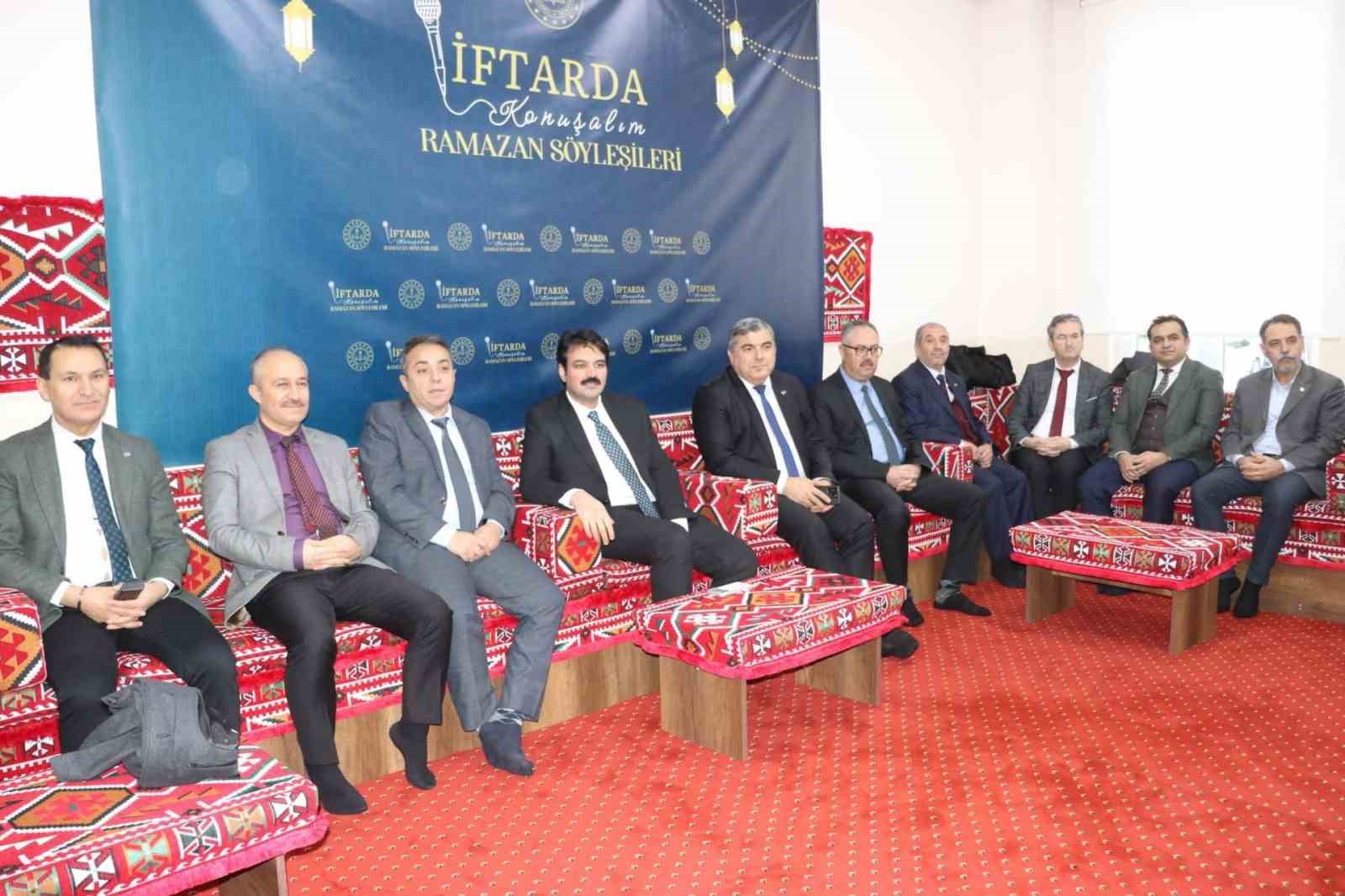 Afyonkarahisar&rsquo;da &lsquo;Maarifin Kalbinde Ramazan&rsquo; etkinliği
