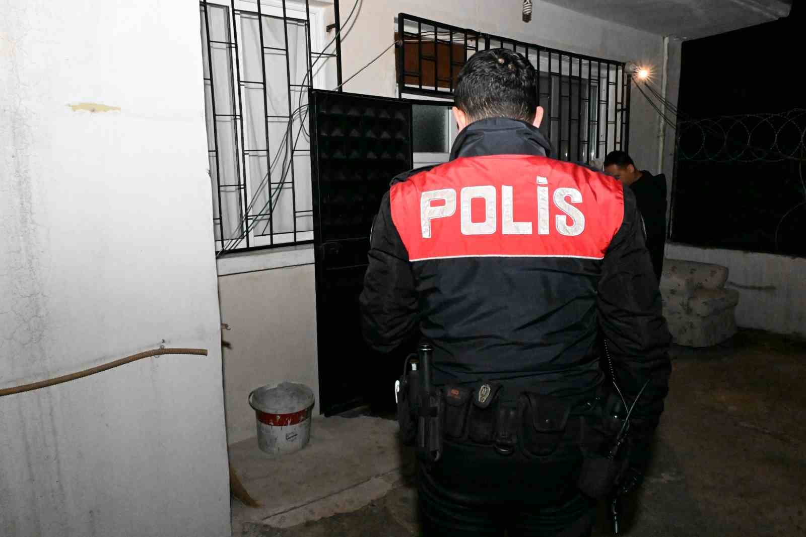 Mersin&rsquo;de aranan 193 şahıs yakalandı
