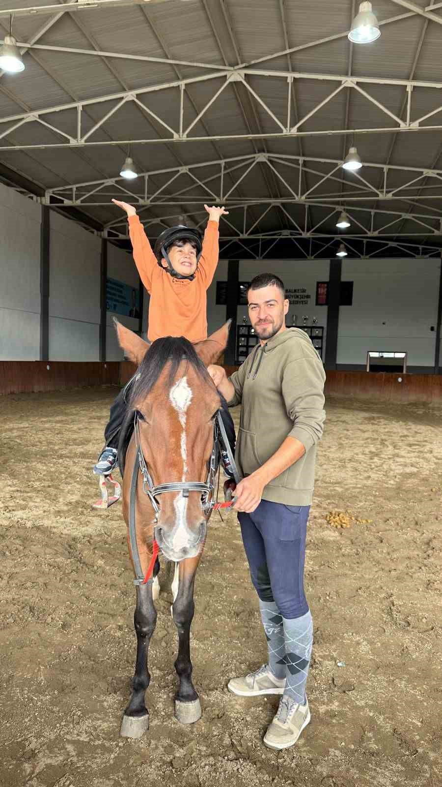 Başkan Ahmet Akın’ın örnek projesiyle korkular sevgiye dönüştü